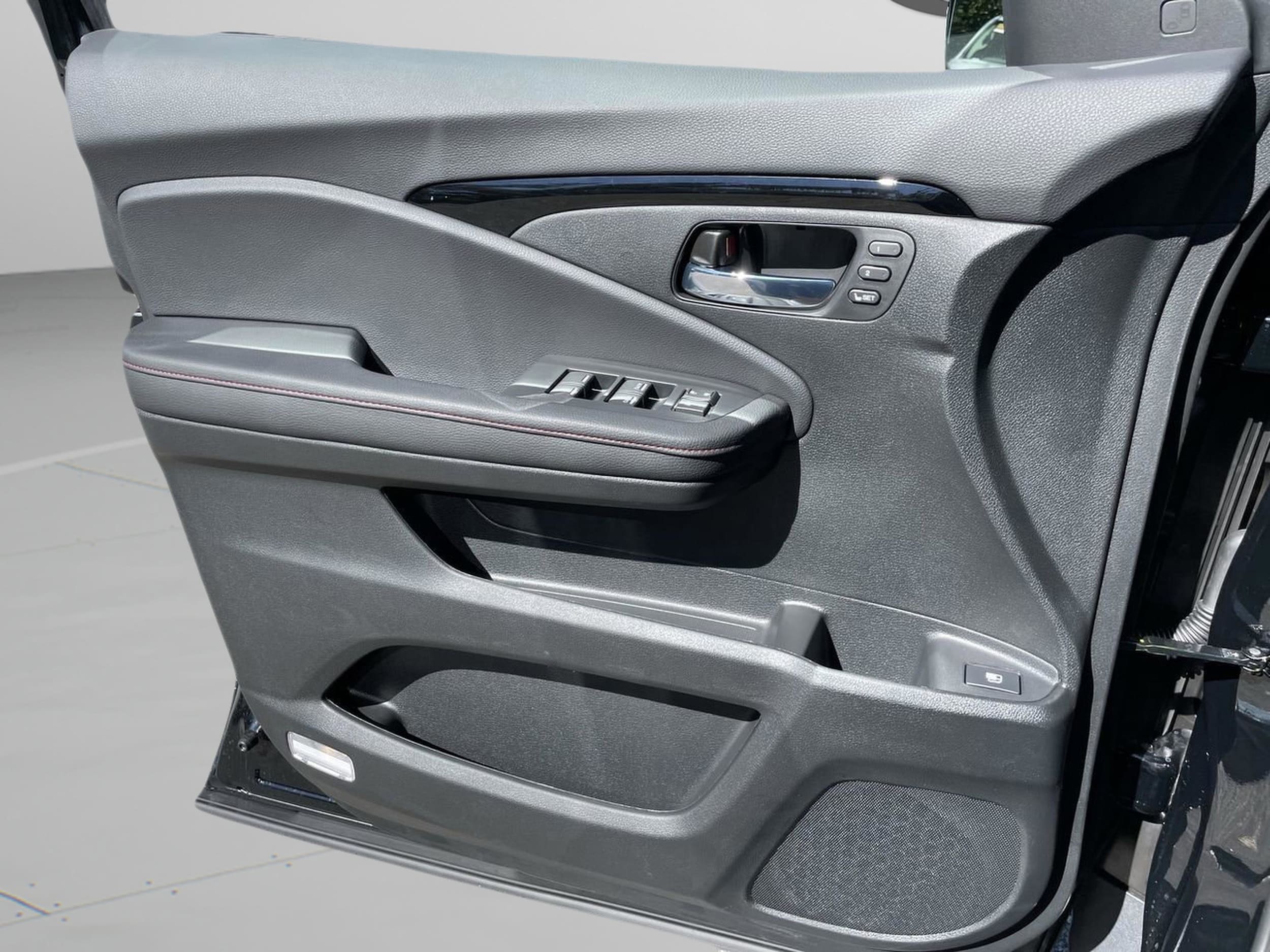 2026 Honda Ridgeline Black Edition - Photo 28