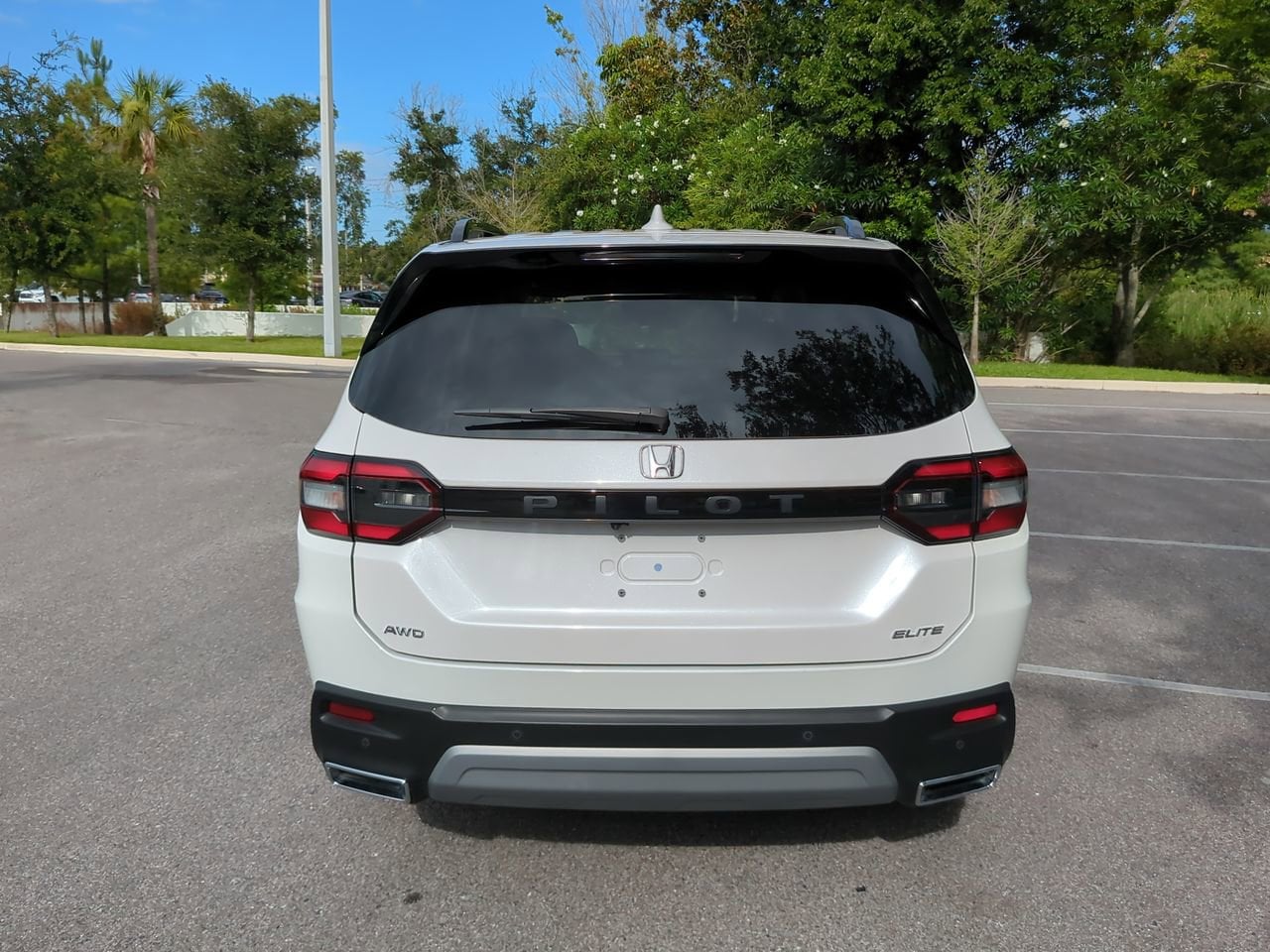 2024 Honda Pilot Elite - Photo 6
