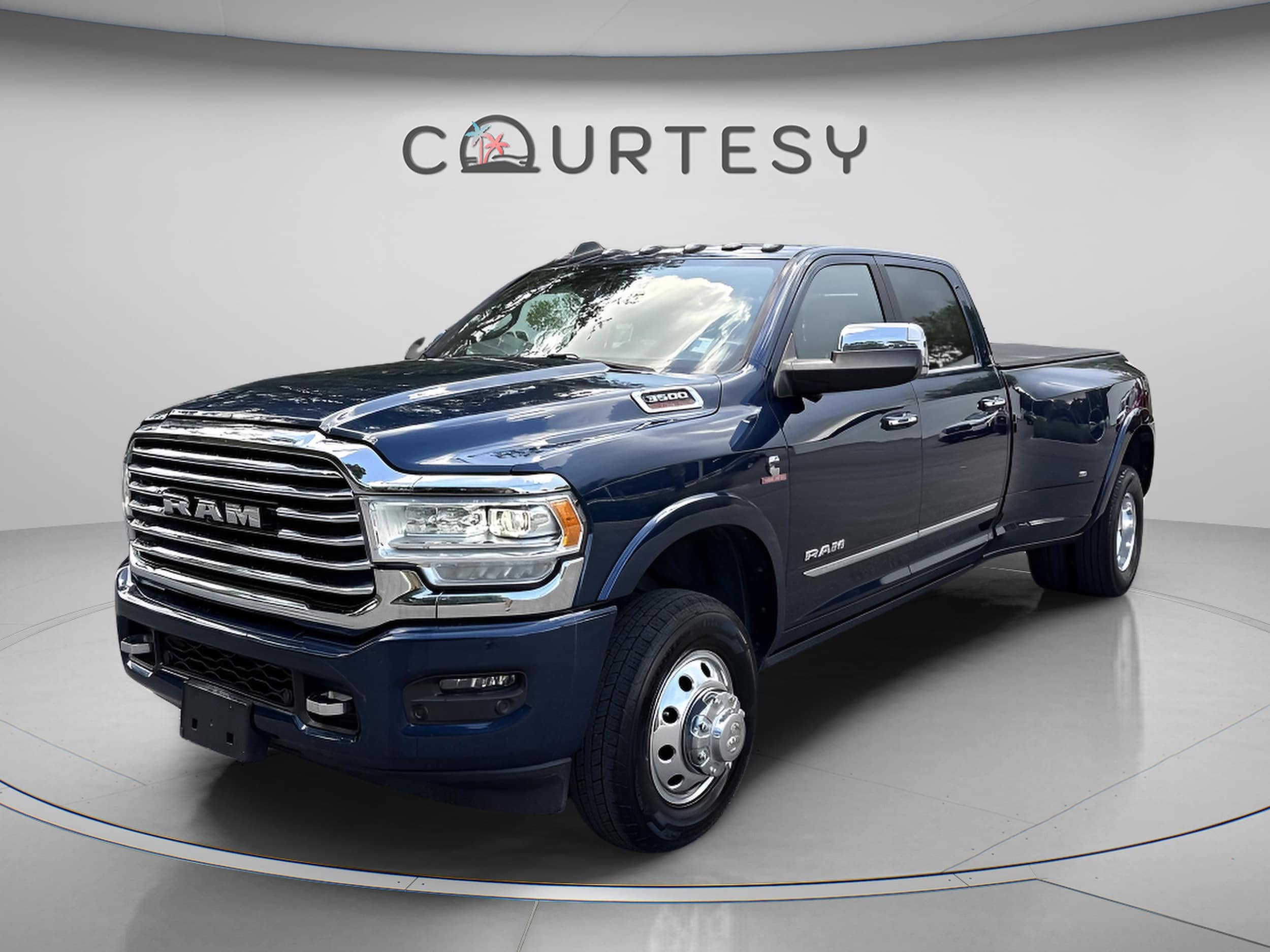 2019 RAM 3500 Limited 4X4 Crew Cab LWB's photo