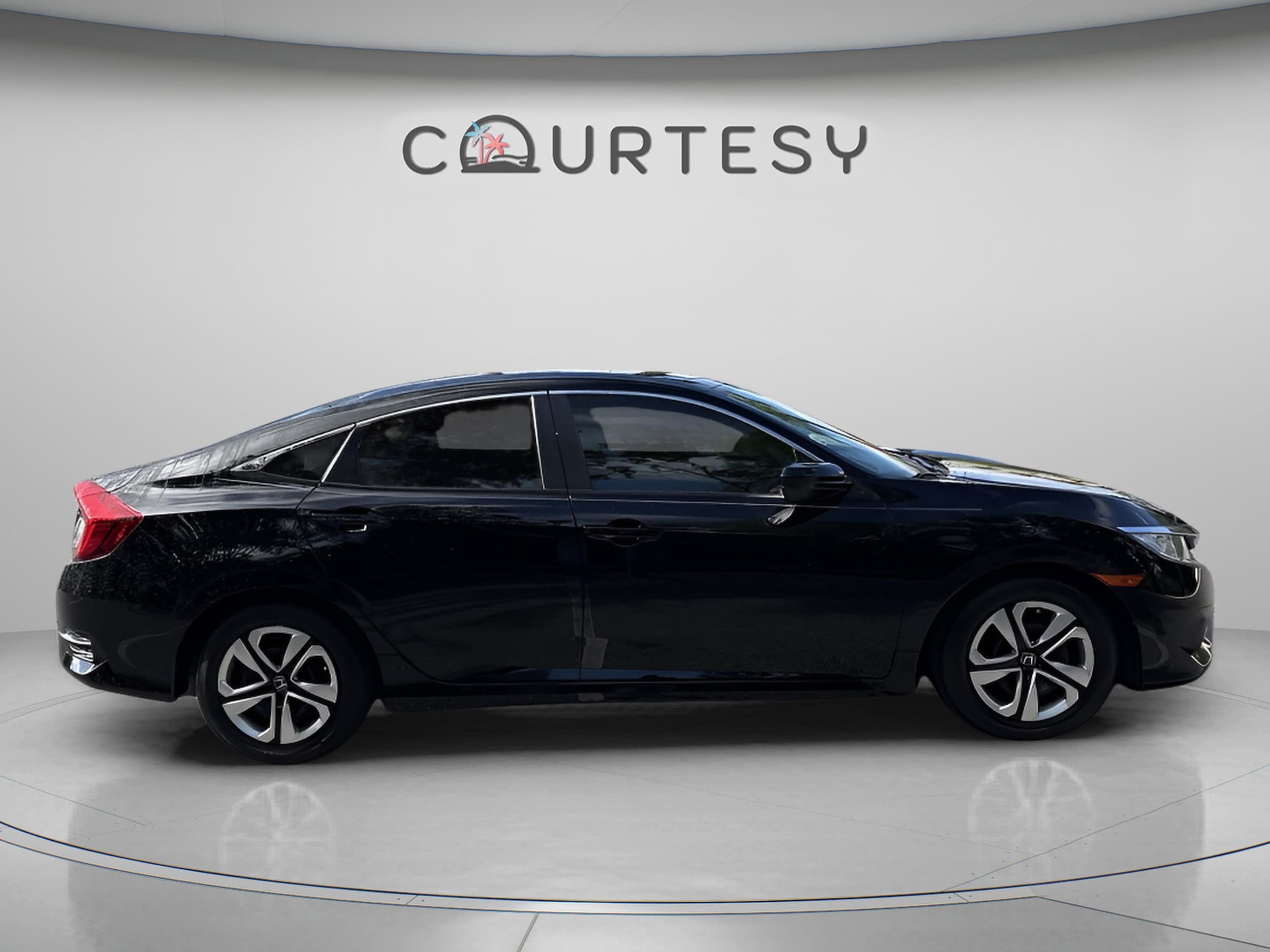 2017 Honda Civic LX - Photo 8