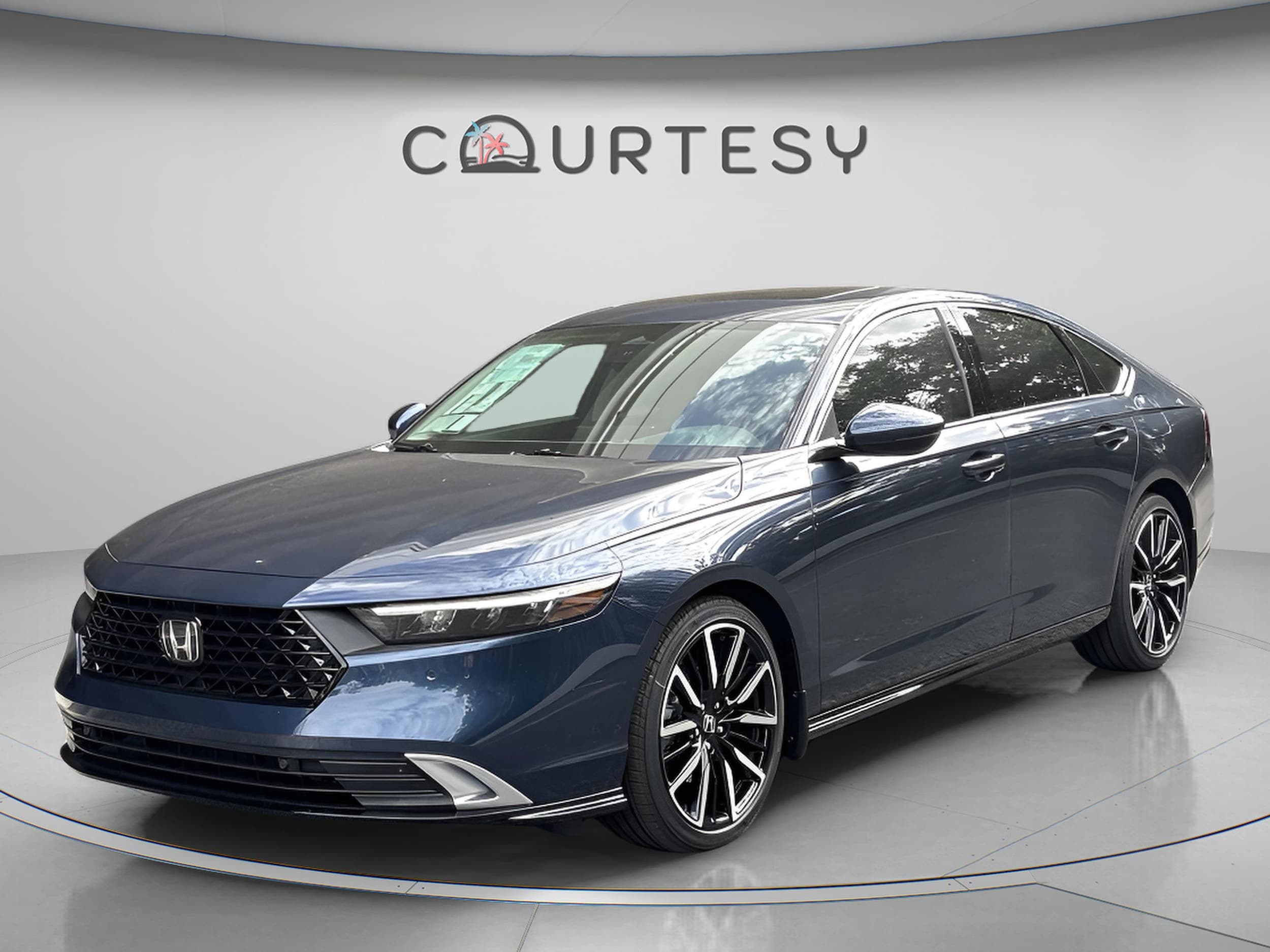 2026 Honda Accord Hybrid Touring's photo