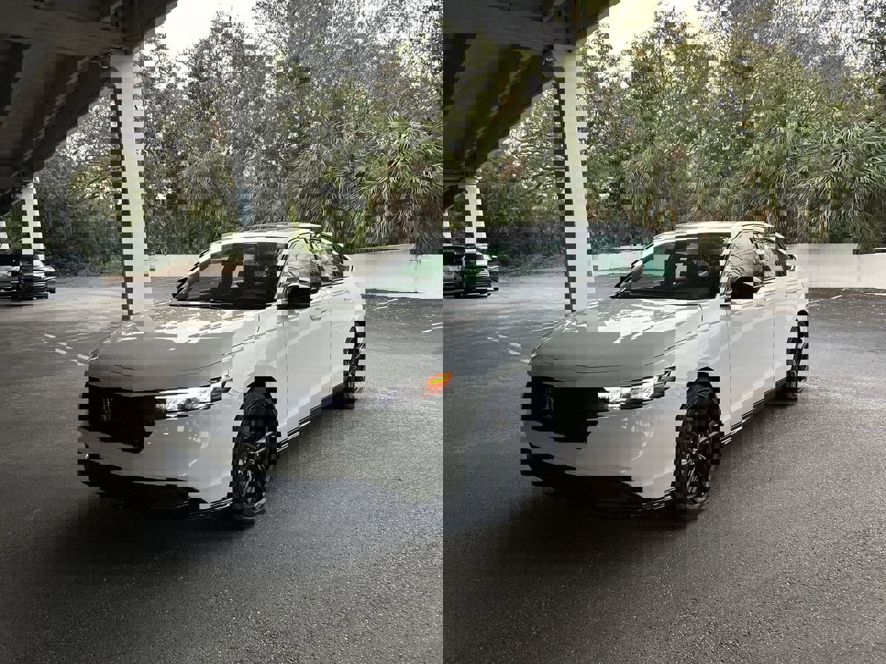 2025 Honda Accord Hybrid Sport-L photo 2