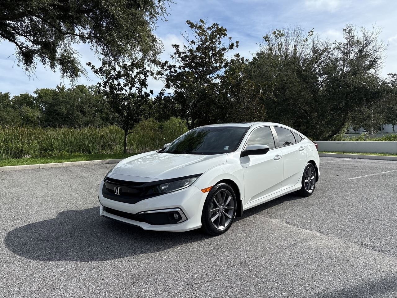 2020 Honda Civic EX-L photo 2