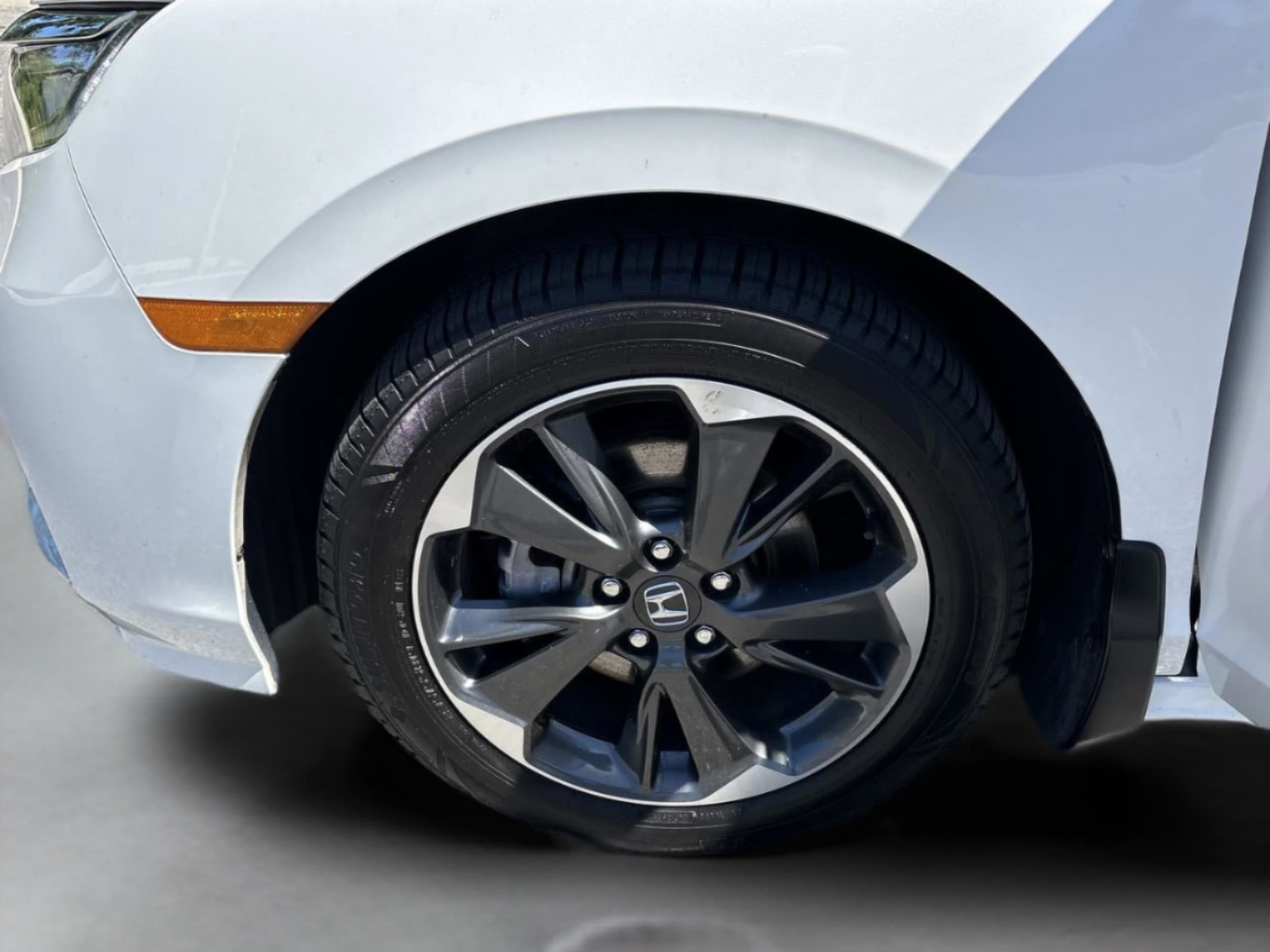 2024 Honda Odyssey Elite - Photo 25