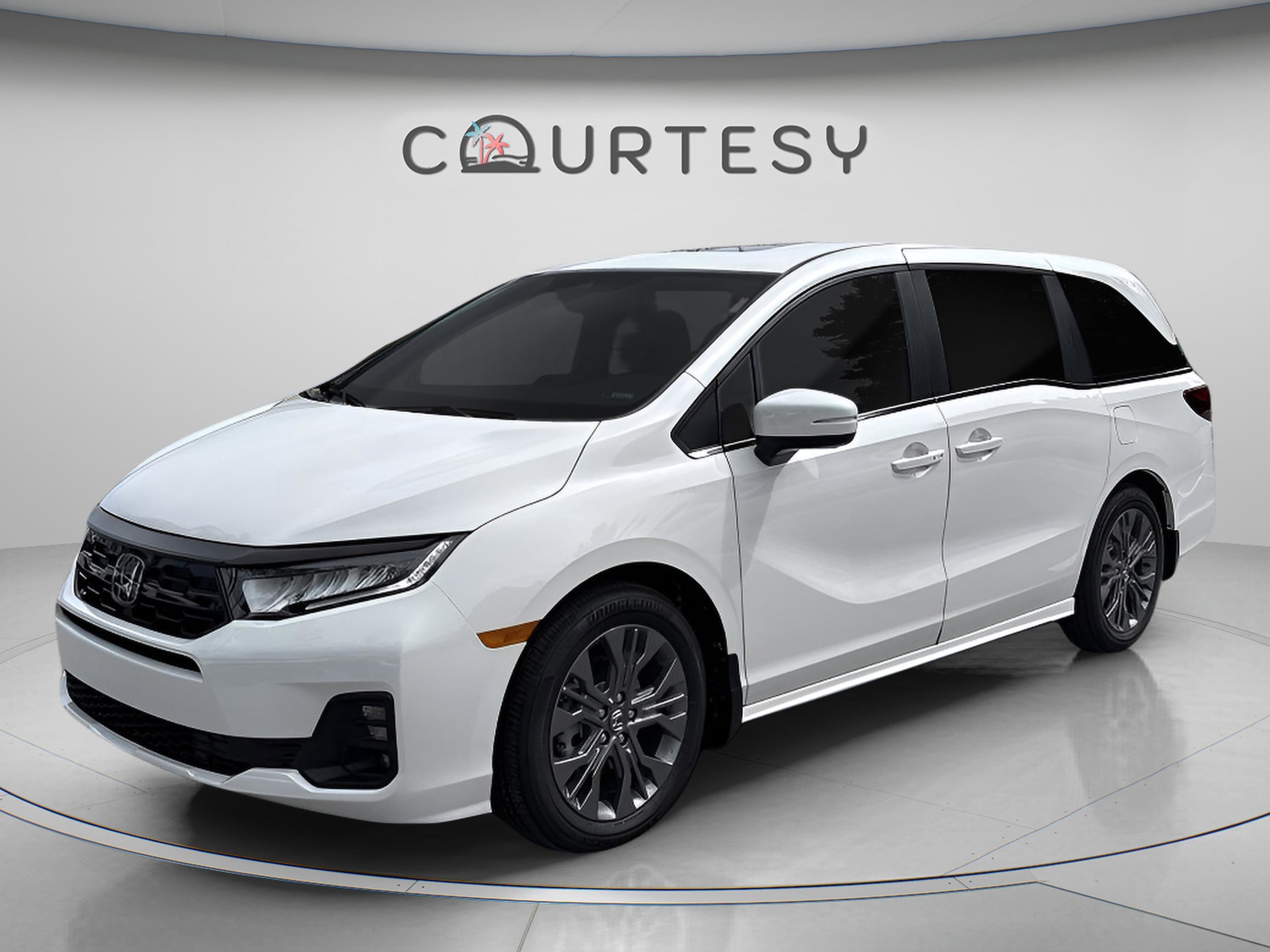 2026 Honda Odyssey Touring's photo