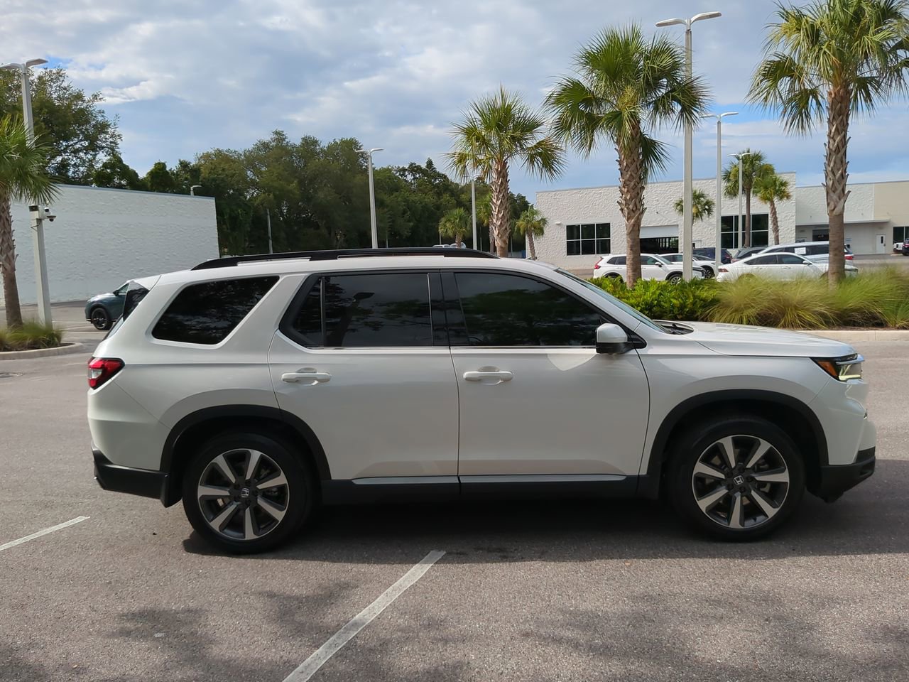 2024 Honda Pilot Elite - Photo 8