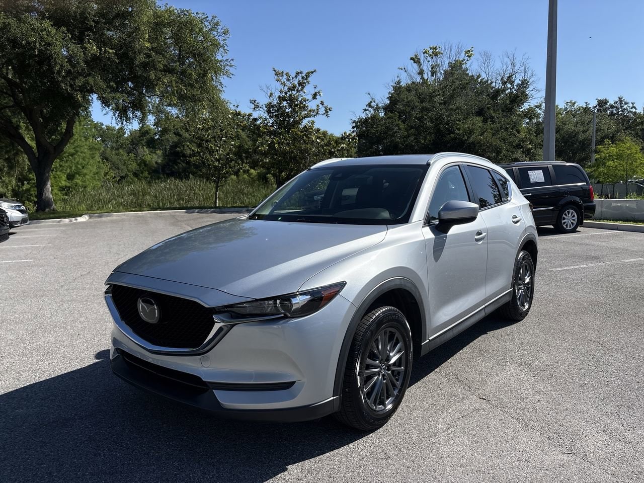 2020 Mazda CX-5 Touring Auto's photo