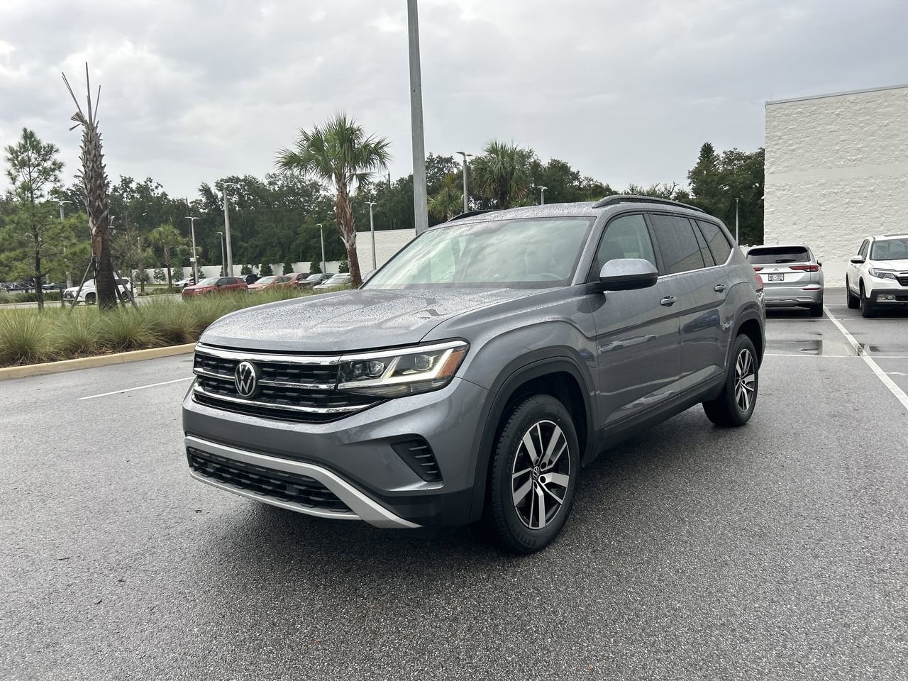 Used 2021 Volkswagen Atlas SE with VIN 1V2DP2CA5MC525507 for sale in Palm Harbor, FL