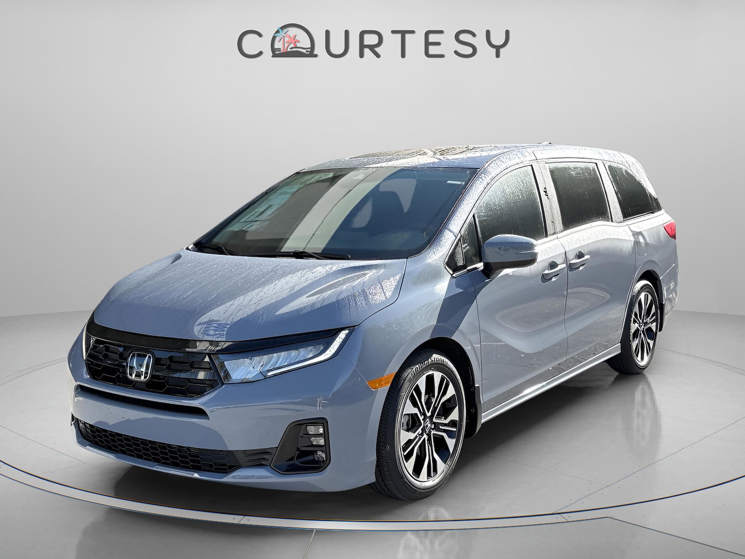 2026 Honda Odyssey Elite's photo