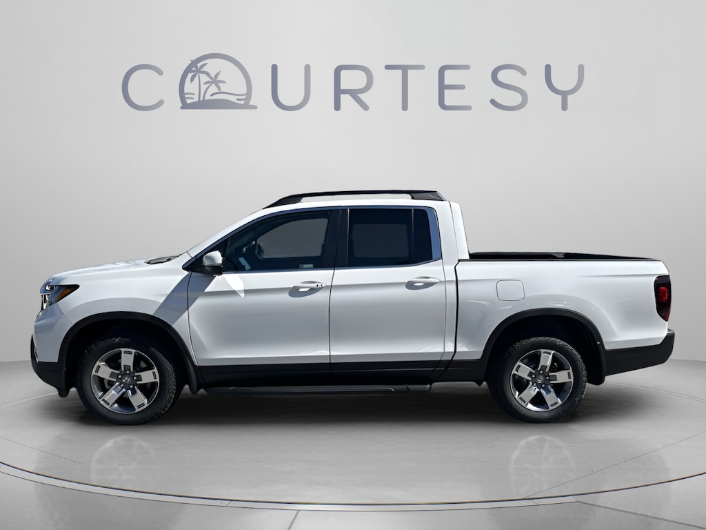 New 2026 Honda Ridgeline RTL Truck Crew Cab