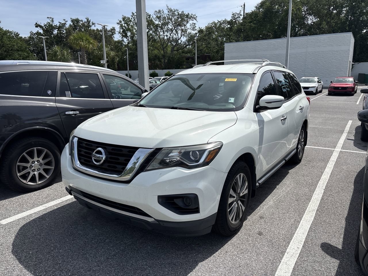 Used 2017 Nissan Pathfinder S with VIN 5N1DR2MN7HC637661 for sale in Palm Harbor, FL