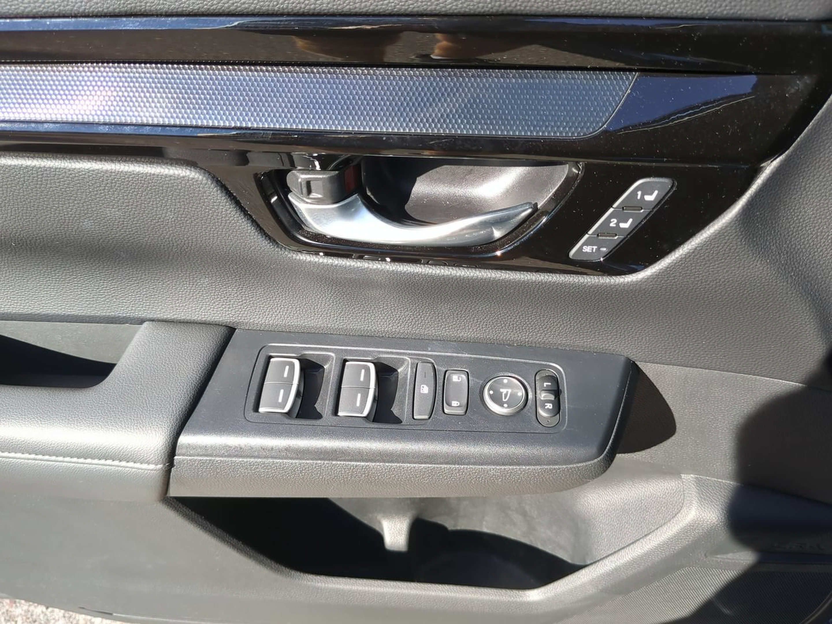 2024 Honda CR-V EX-L - Photo 14