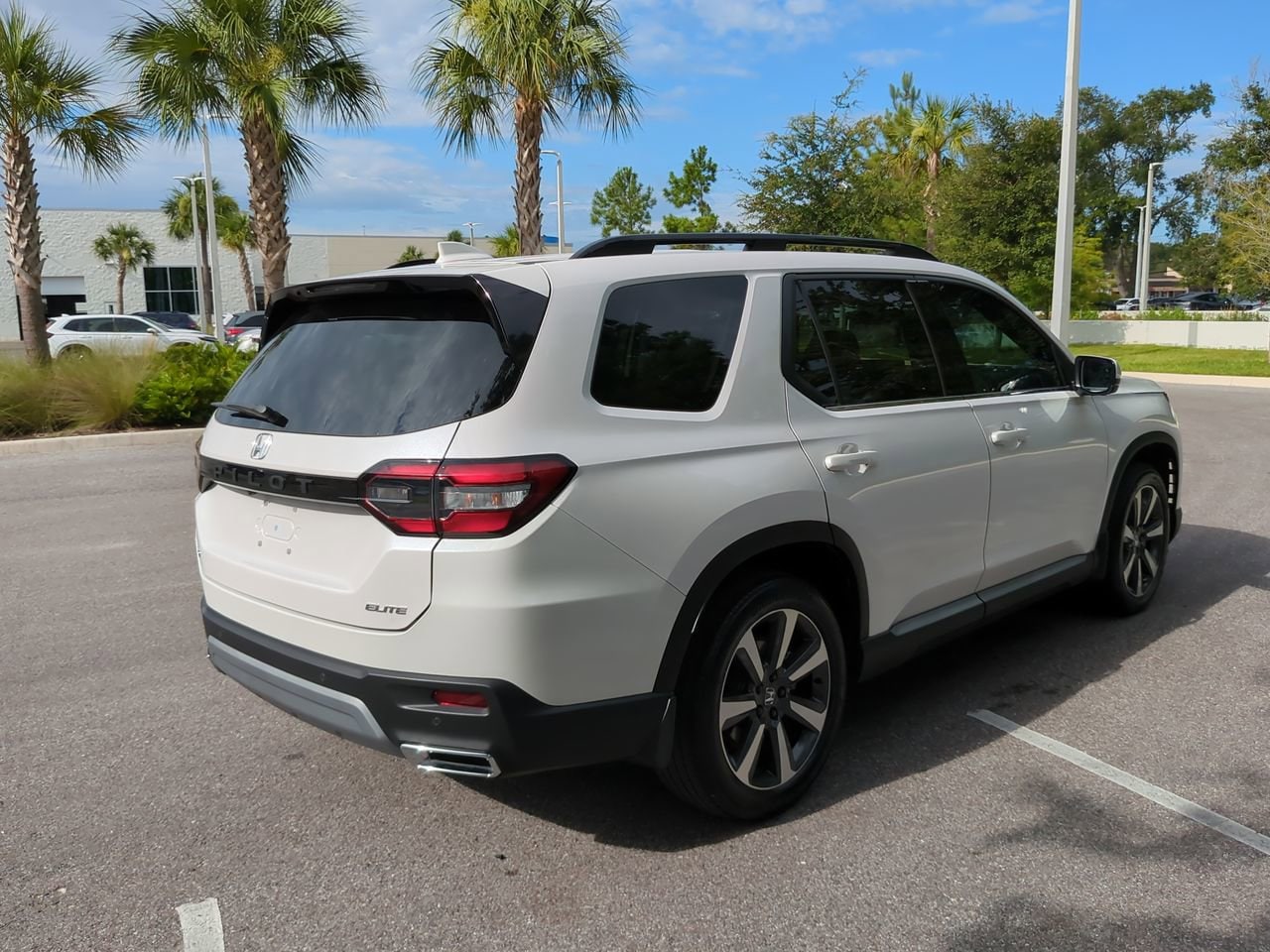2024 Honda Pilot Elite - Photo 7