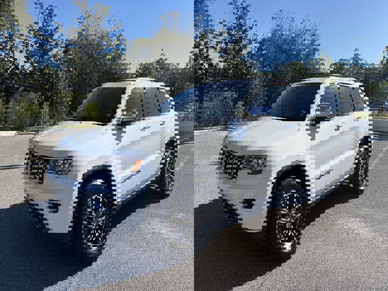 2021 Jeep Grand Cherokee Limited photo 2