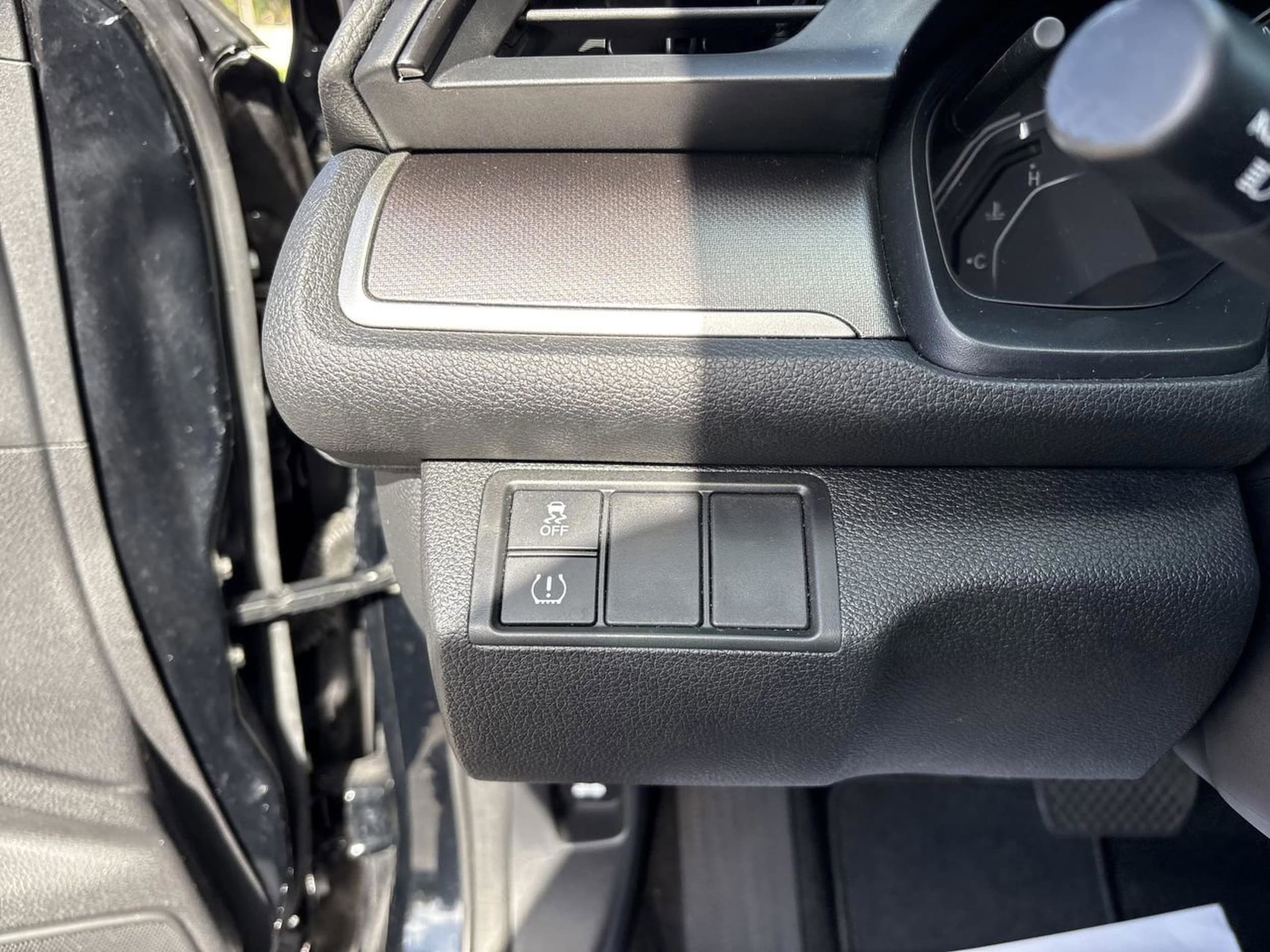 2017 Honda Civic LX - Photo 14
