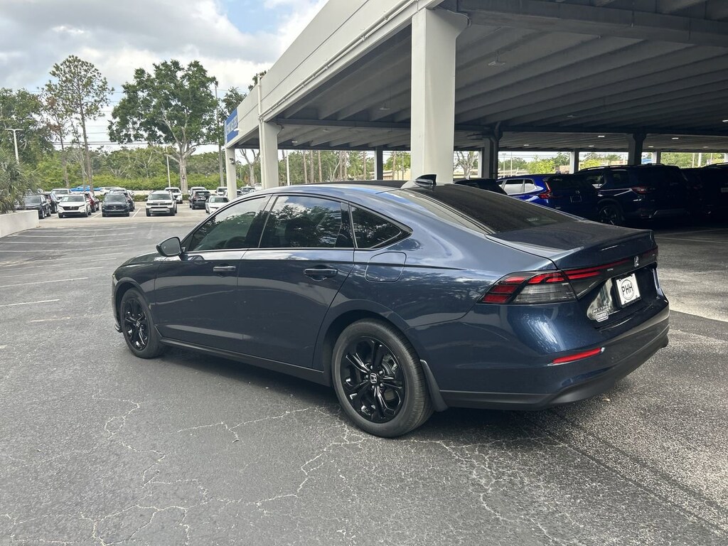 New 2025 Honda Accord SE Sedan