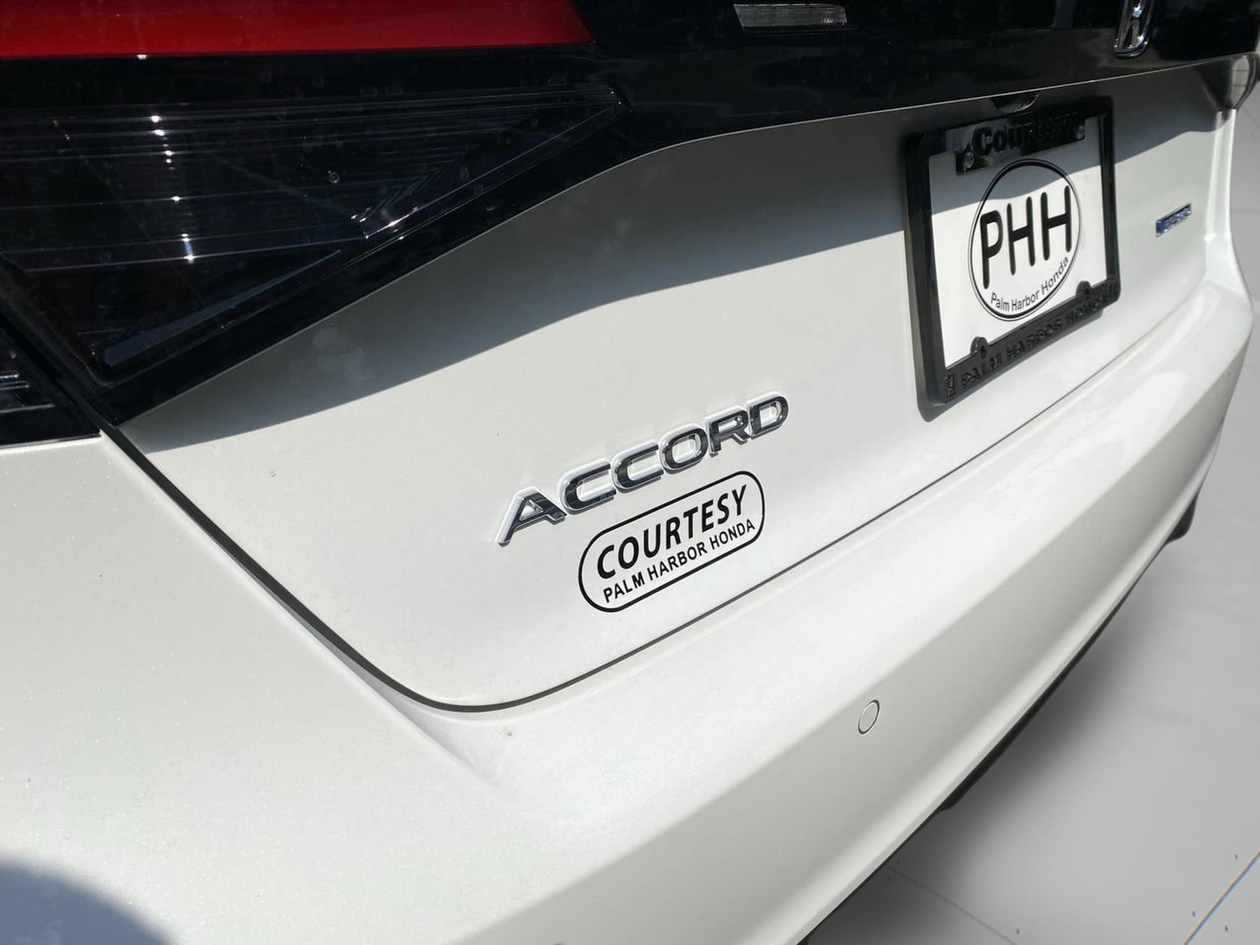 2023 Honda Accord Hybrid EX-L - Photo 28