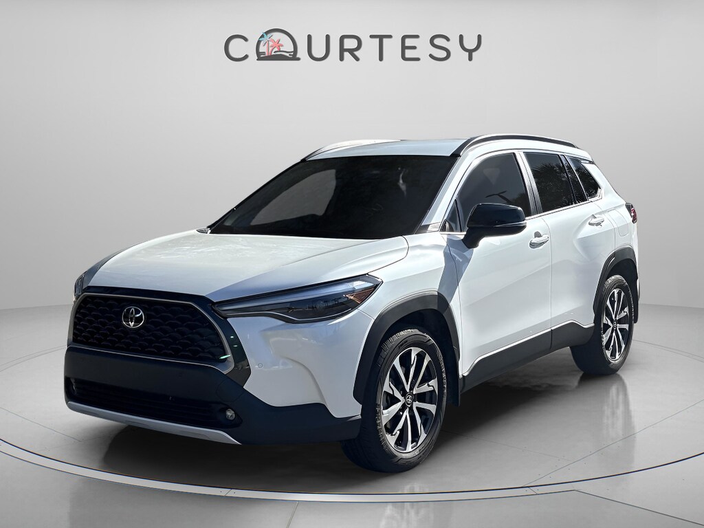 Used 2025 Toyota Corolla Cross XLE SUV