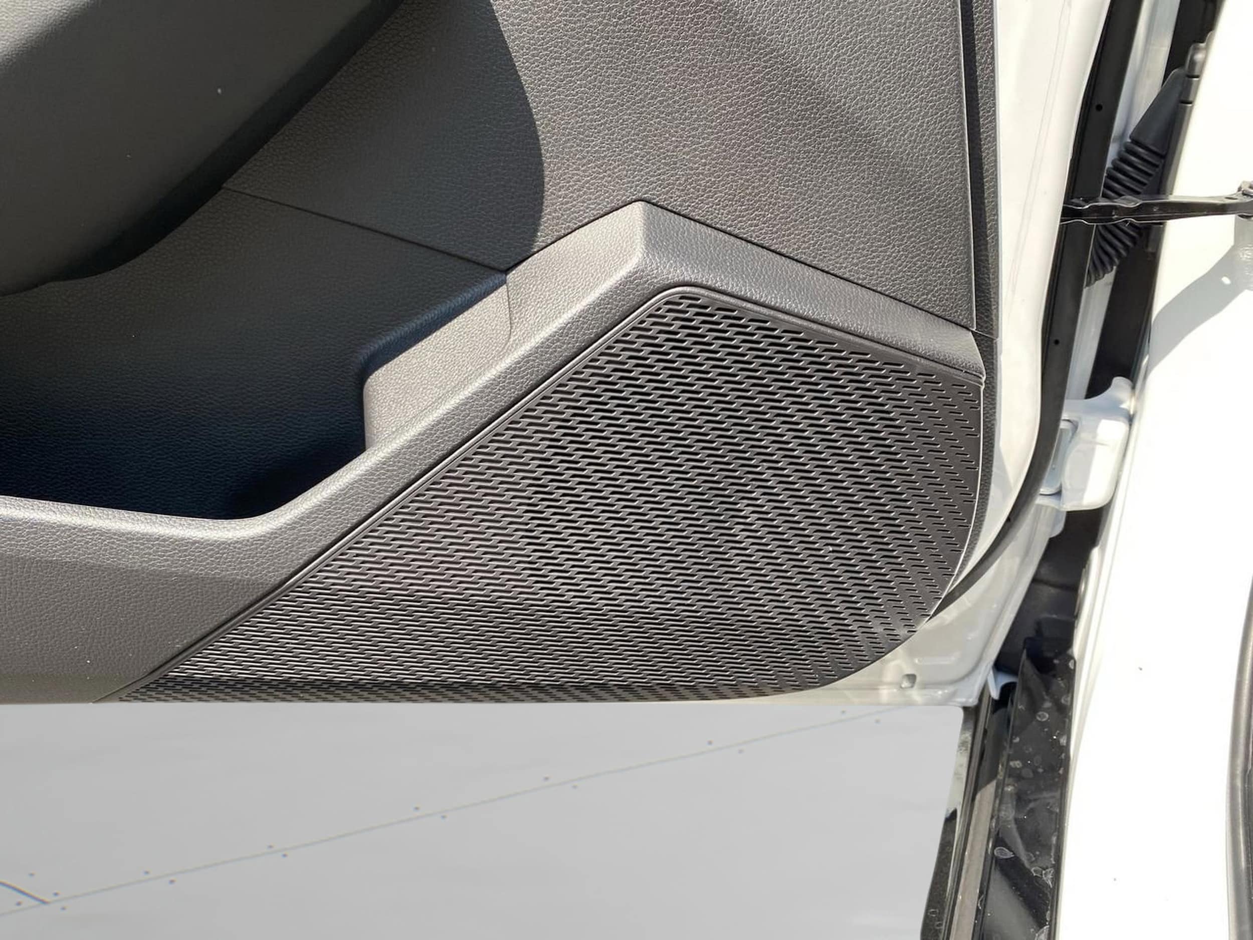 2023 Honda Accord Hybrid EX-L - Photo 18