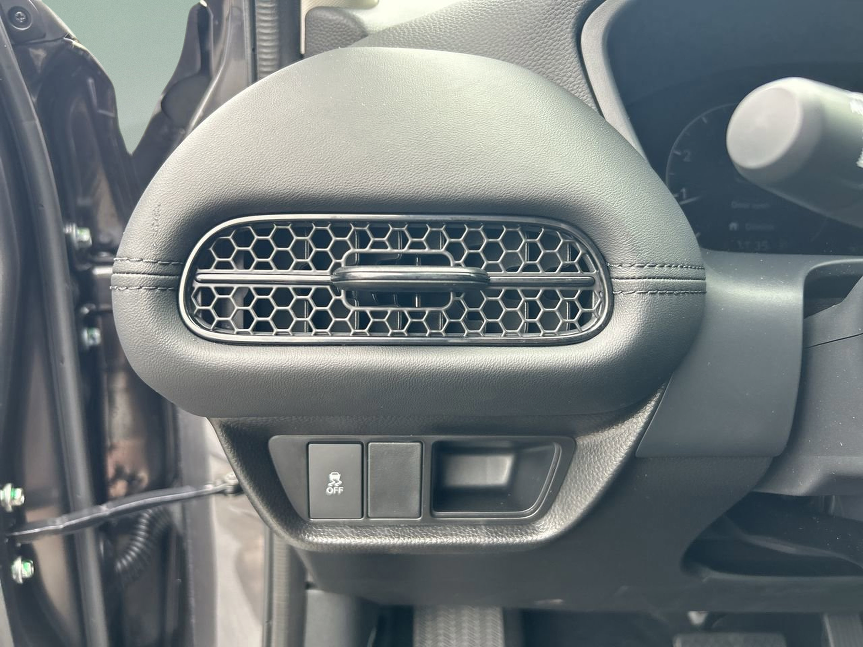 2026 Honda HR-V LX - Photo 14