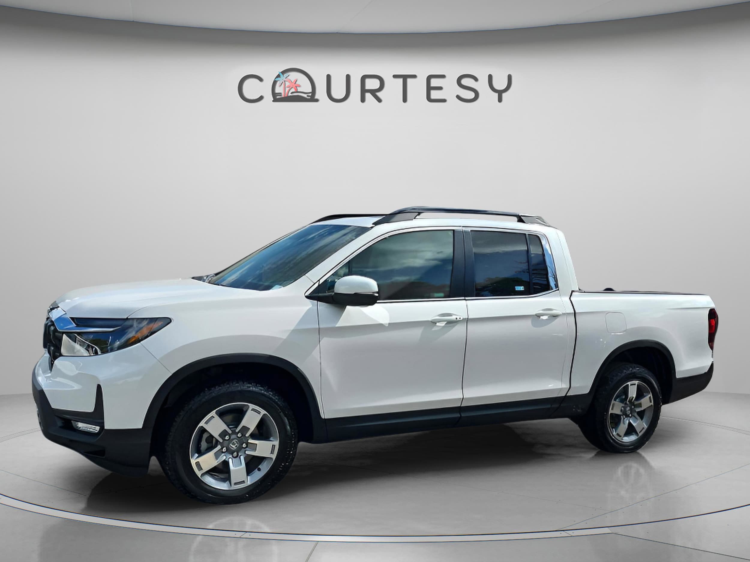 2026 Honda Ridgeline RTL AWD's photo