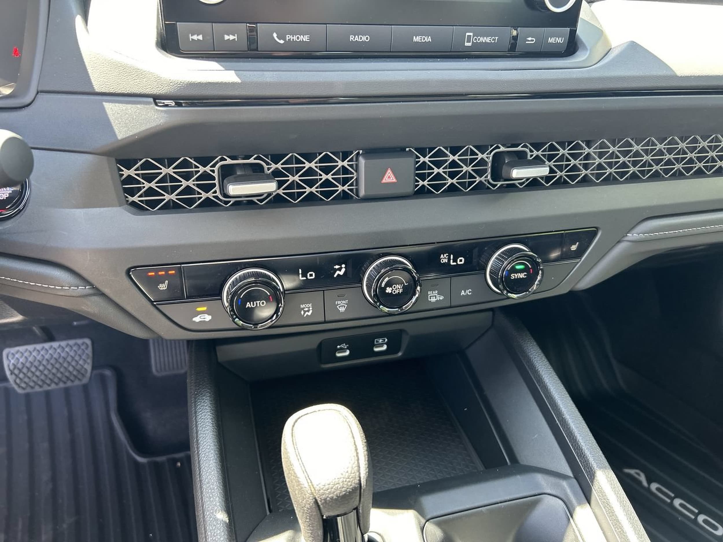 2024 Honda Accord EX - Photo 26