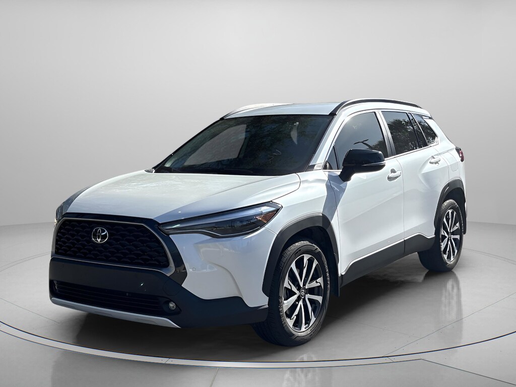 Used 2025 Toyota Corolla Cross XLE SUV