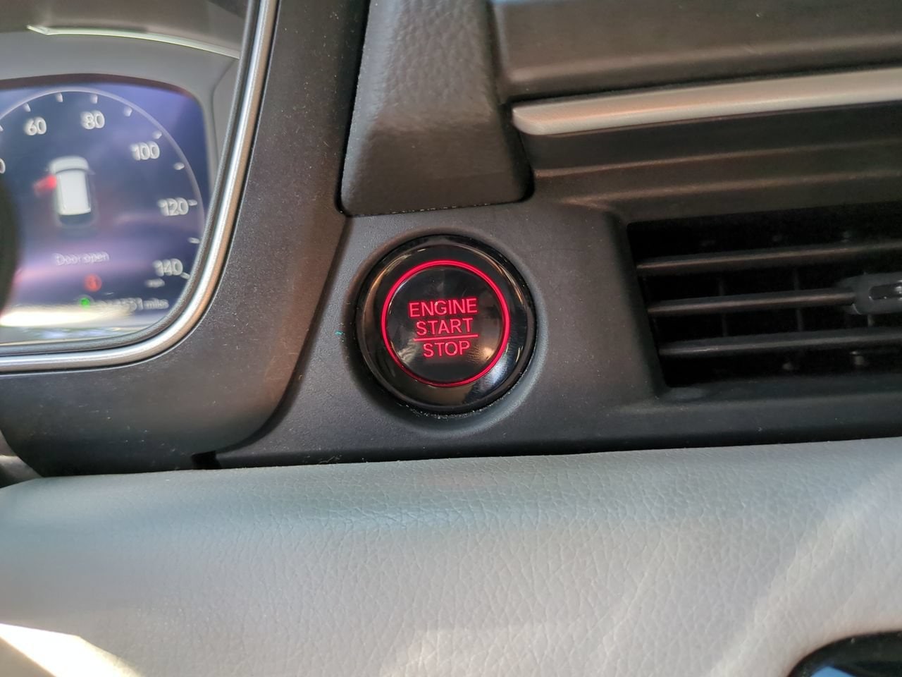 2023 Honda Pilot Elite - Photo 29