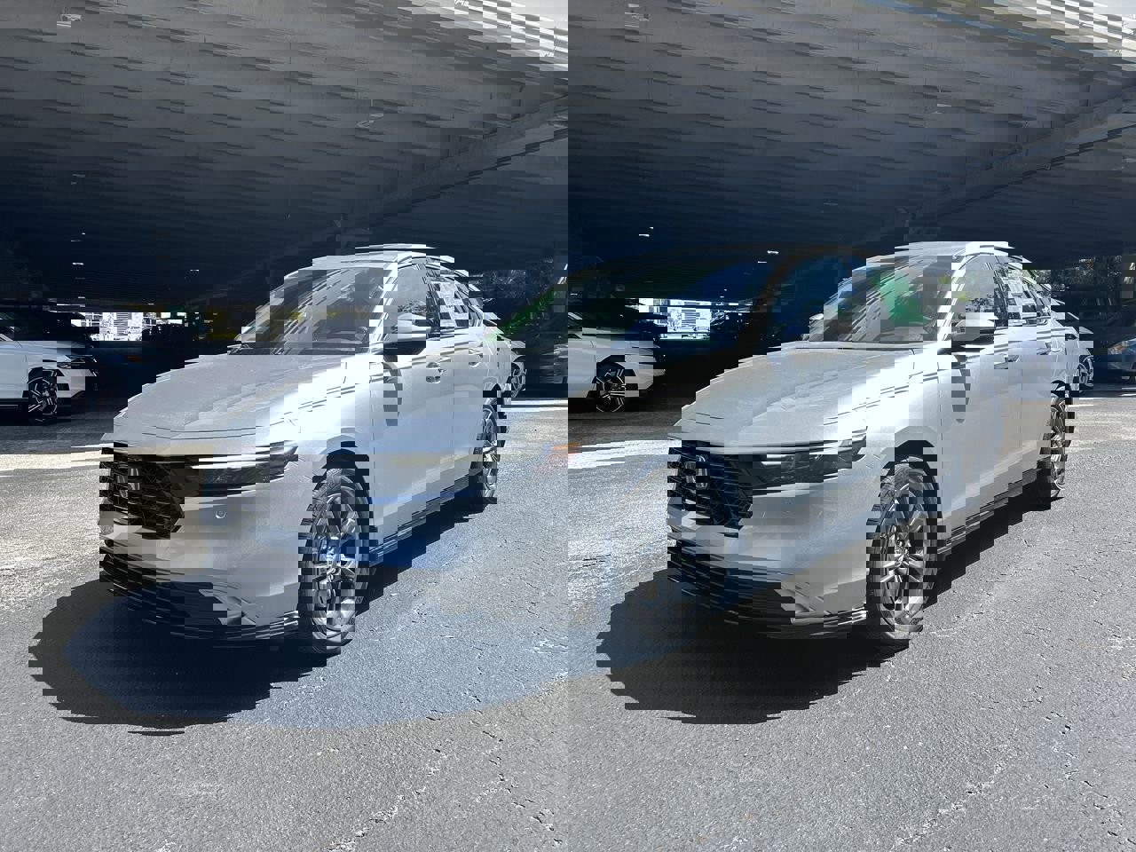 2025 Honda Accord Hybrid EX-L photo 3