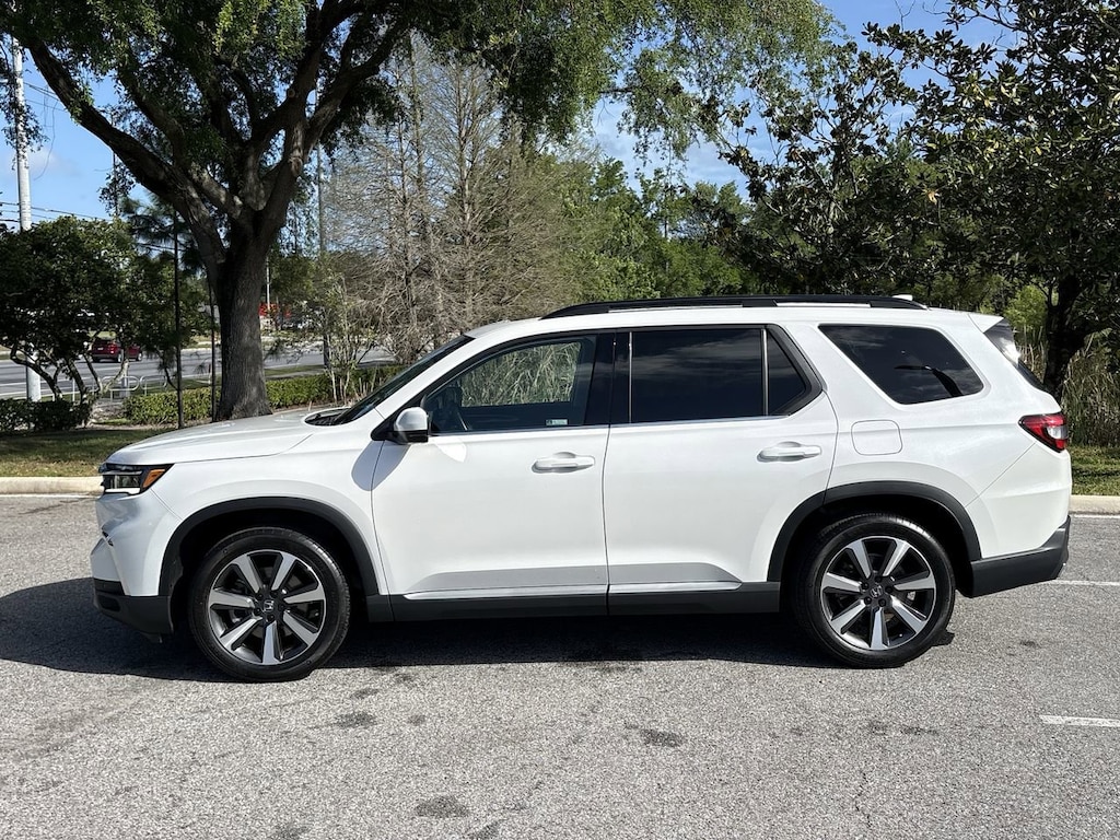 Certified 2024 Honda Pilot Touring SUV