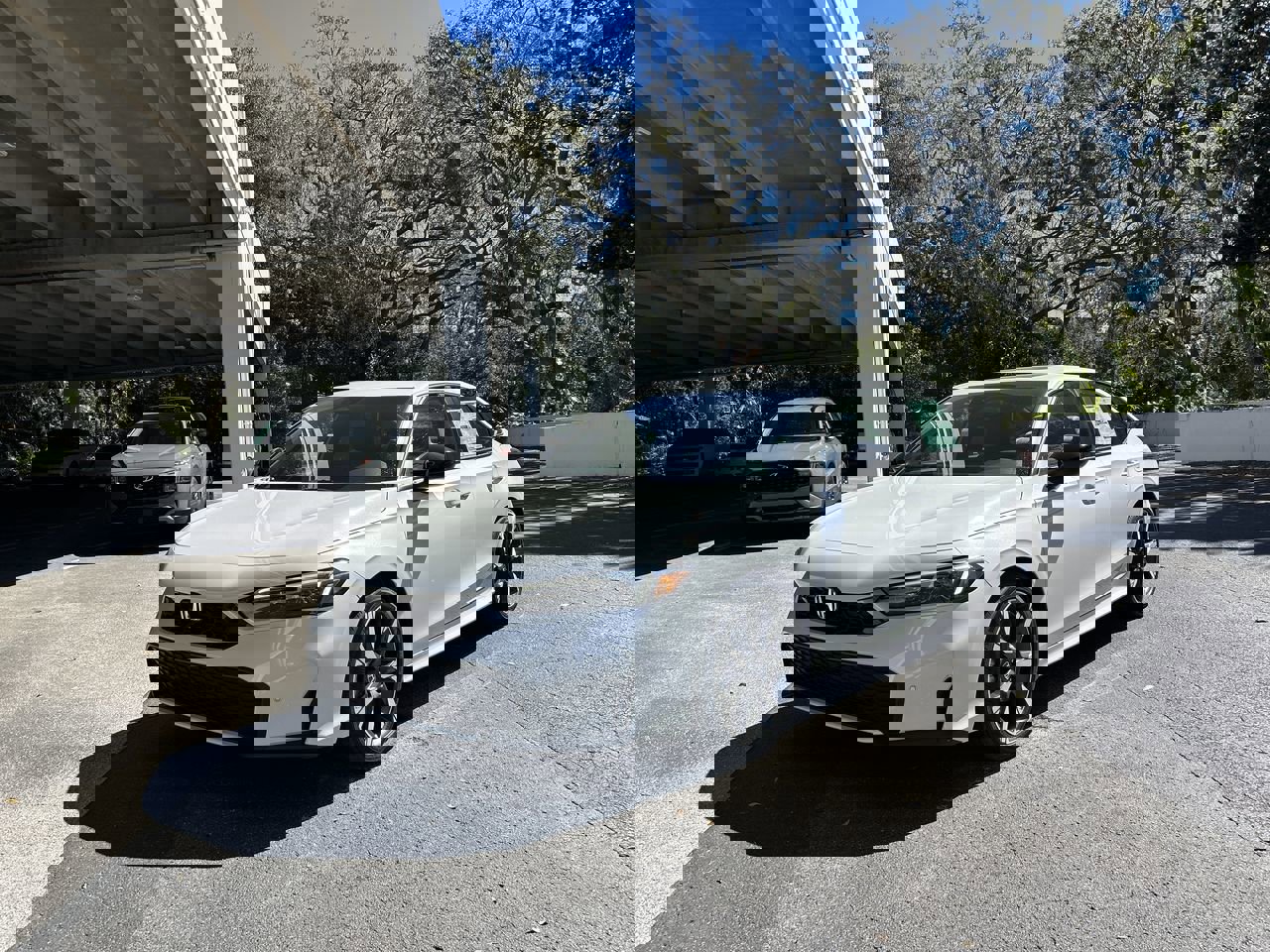 2025 Honda Civic Hybrid Sport Touring photo 2
