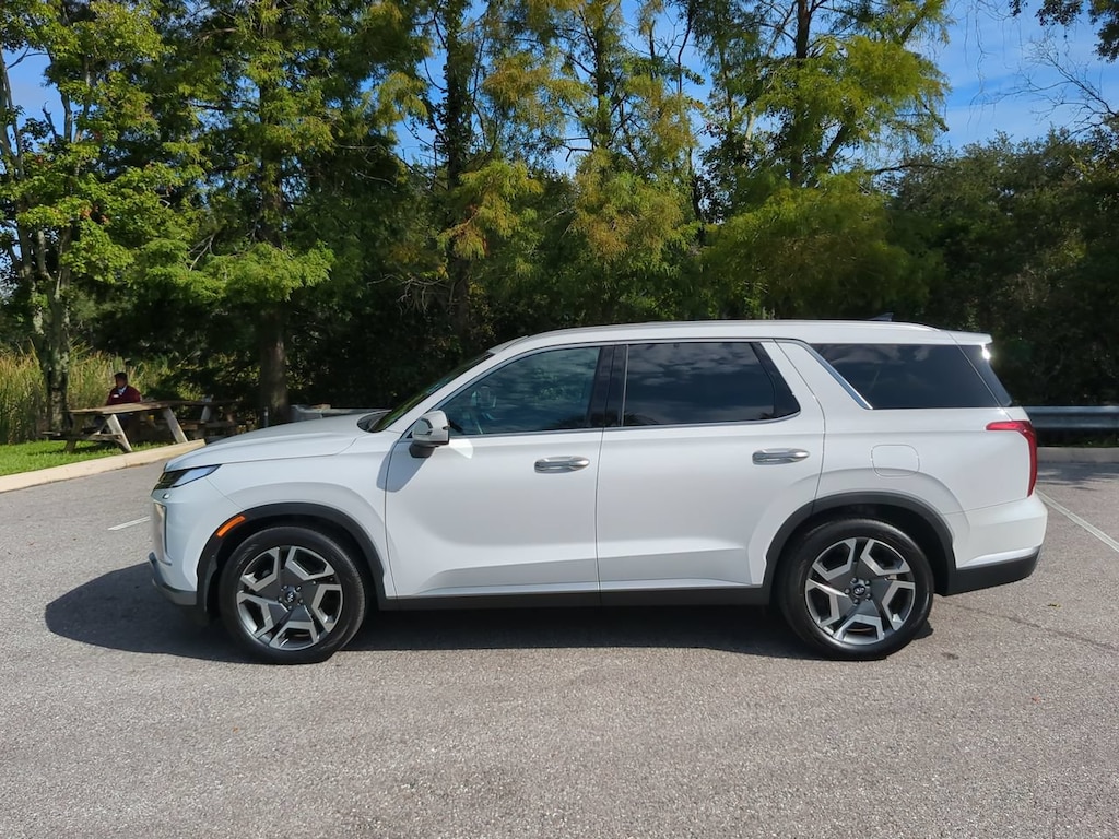 Used 2025 Hyundai Palisade SEL Premium SUV