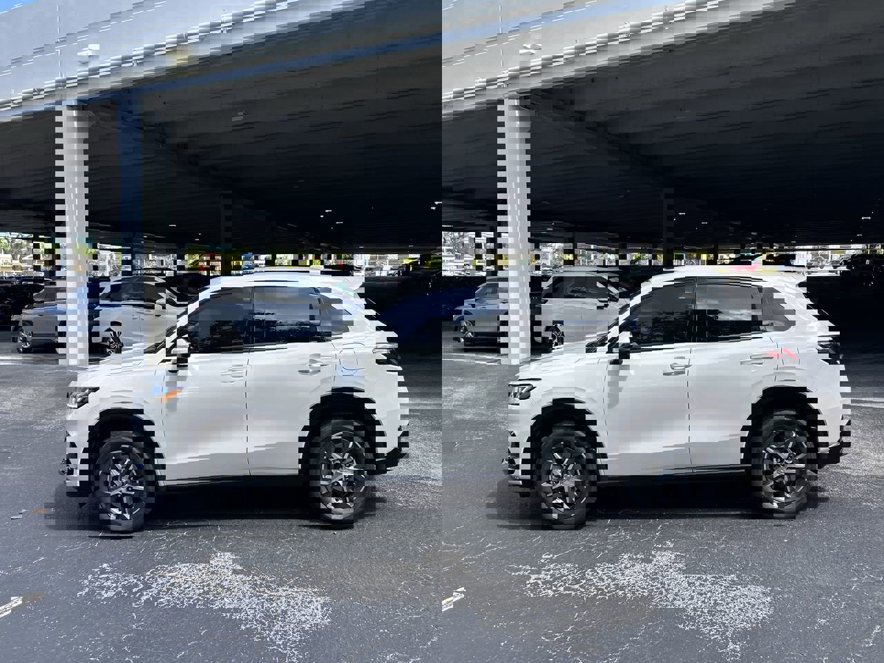 2025 Honda HR-V EX-L photo 4
