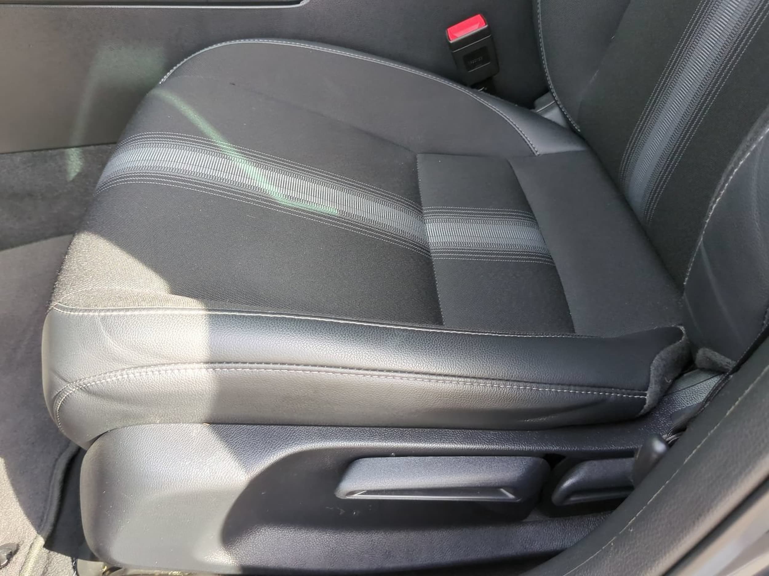 2024 Honda Civic Sport - Photo 14