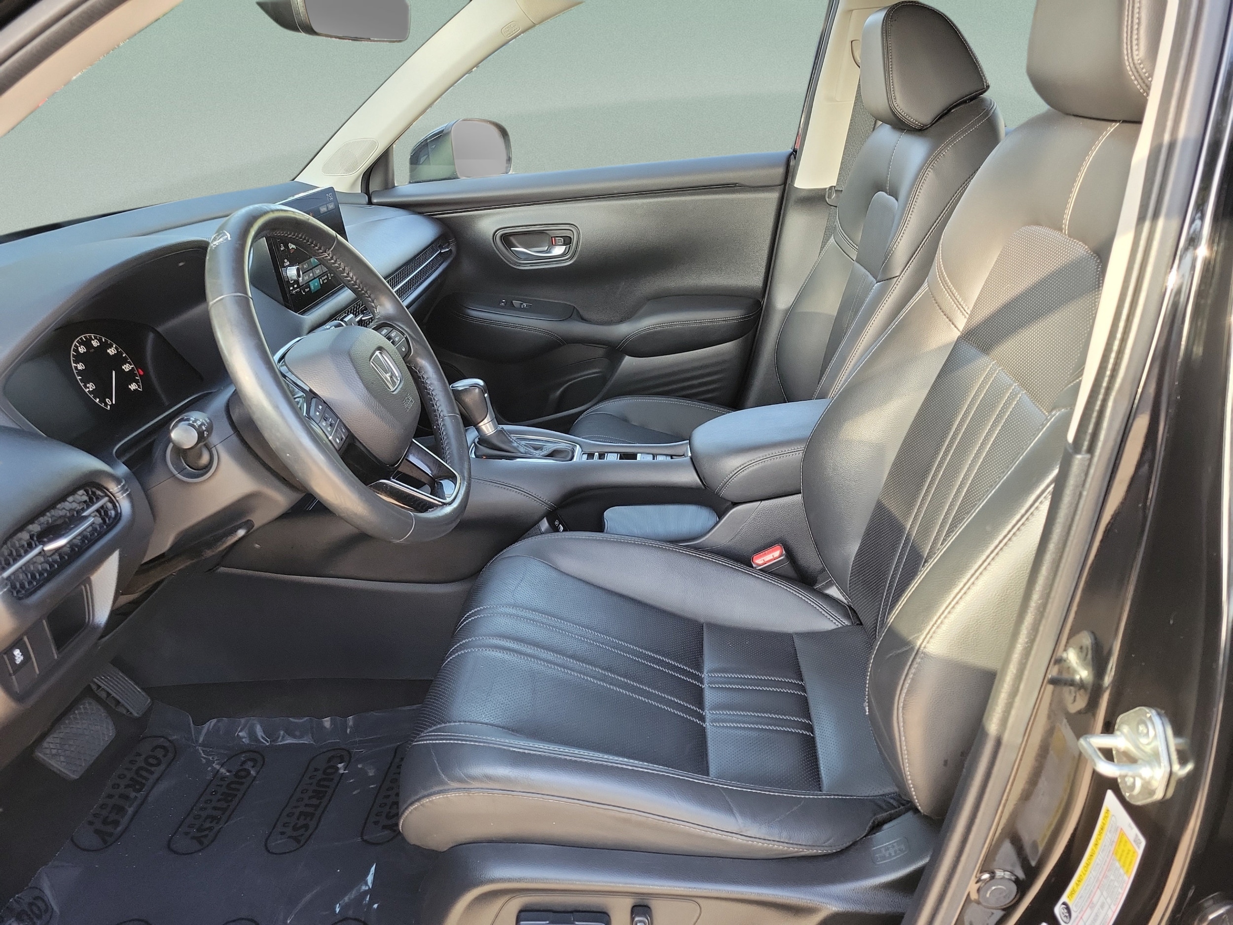 2023 Honda HR-V EX-L - Photo 16