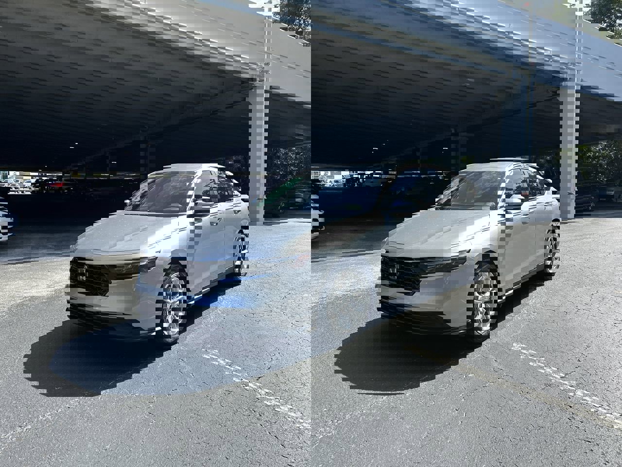 2025 Honda Accord LX photo 2