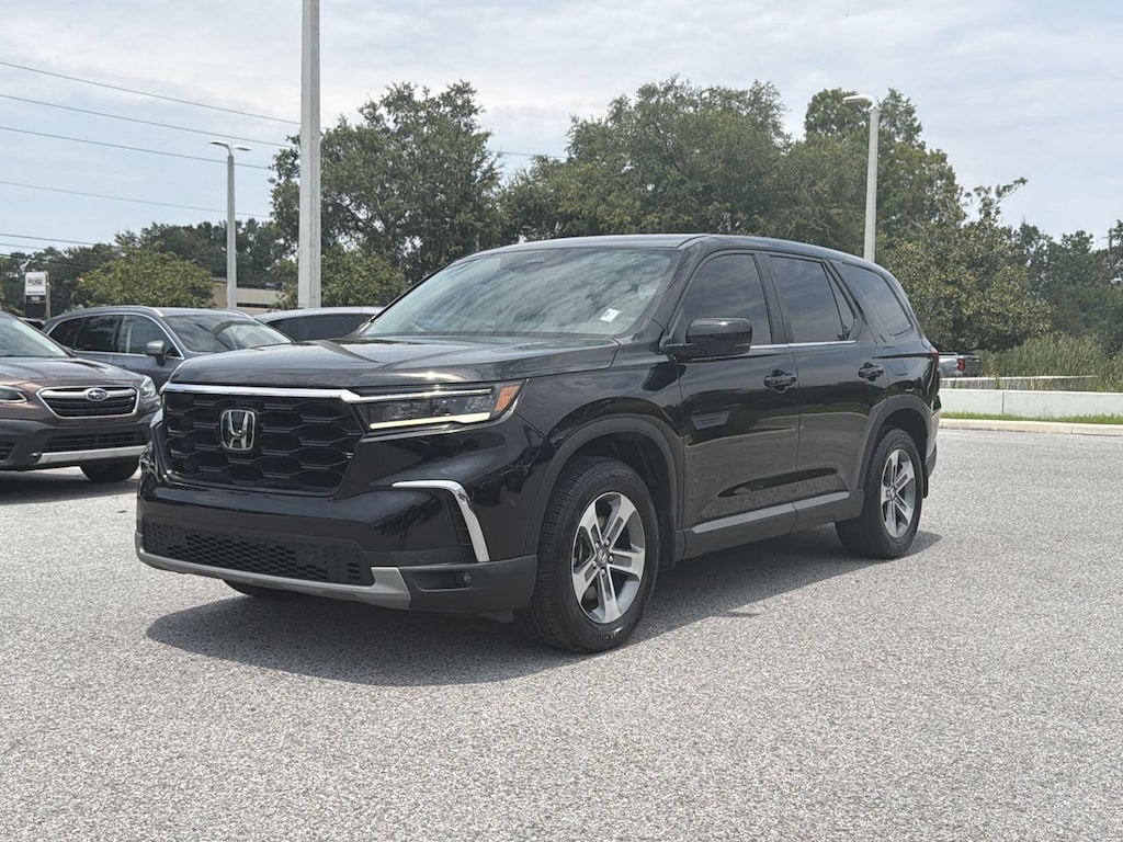 Used 2025 Honda Pilot EX-L SUV