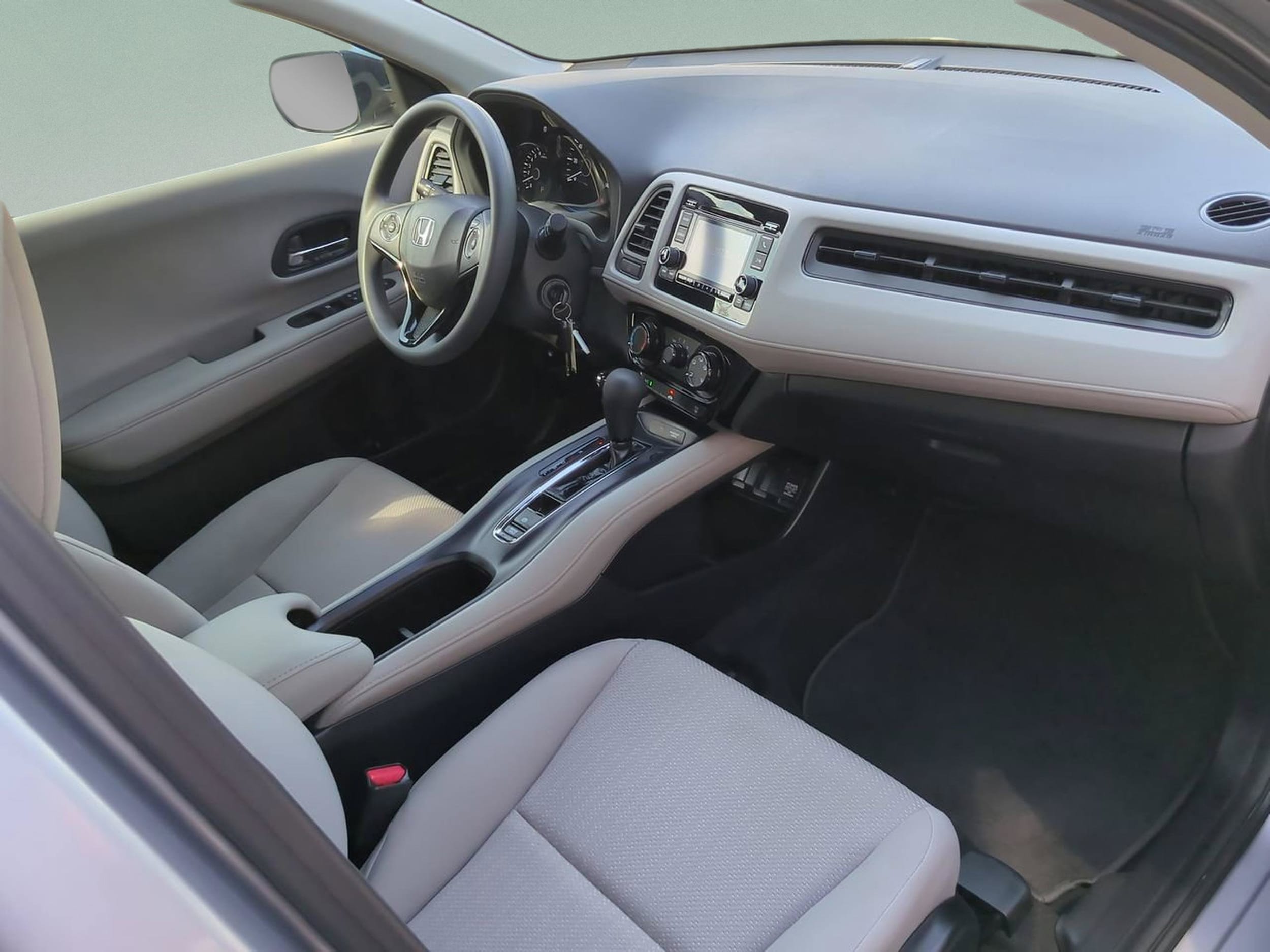 2017 Honda HR-V LX - Photo 20
