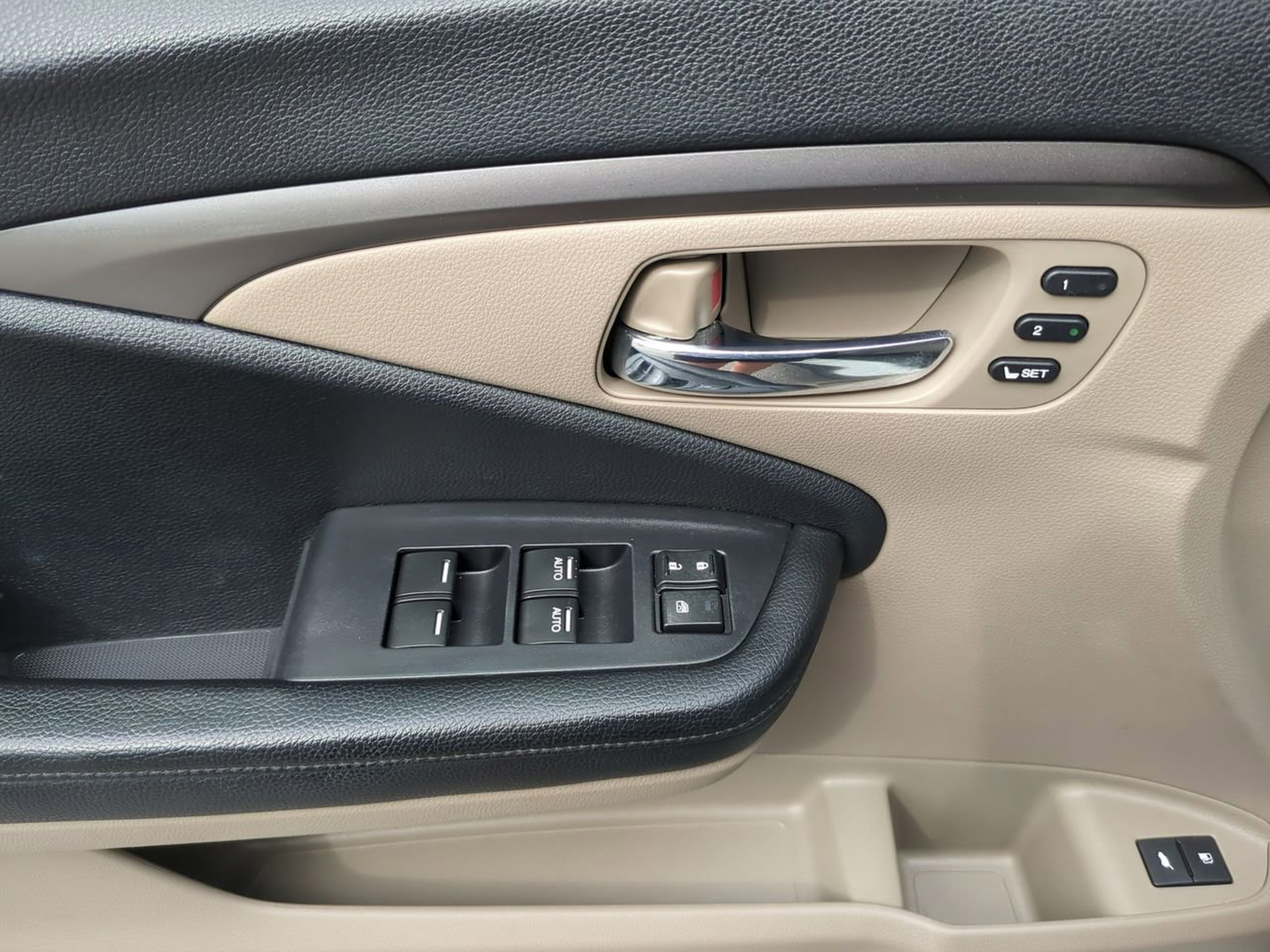 2019 Honda Pilot EX-L - Photo 17