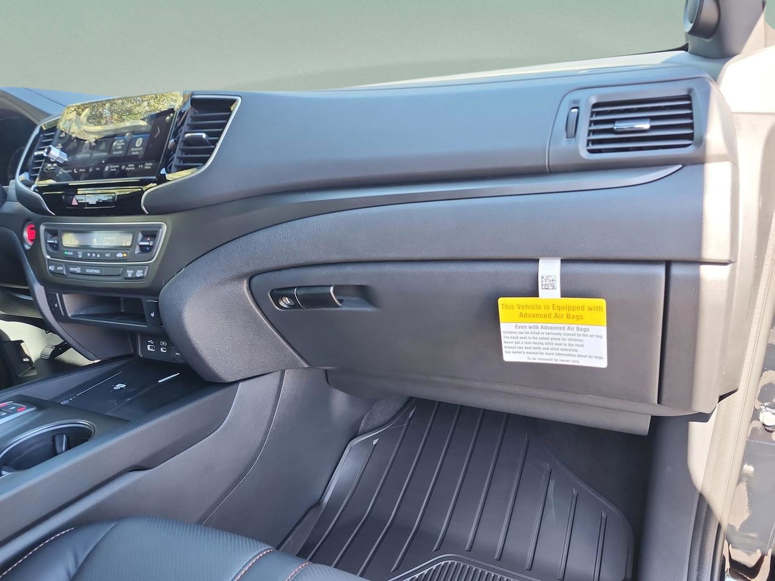 2026 Honda Ridgeline TrailSport - Photo 16