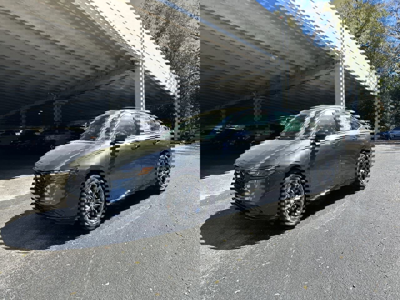 2025 Honda Accord Hybrid EX-L photo 2