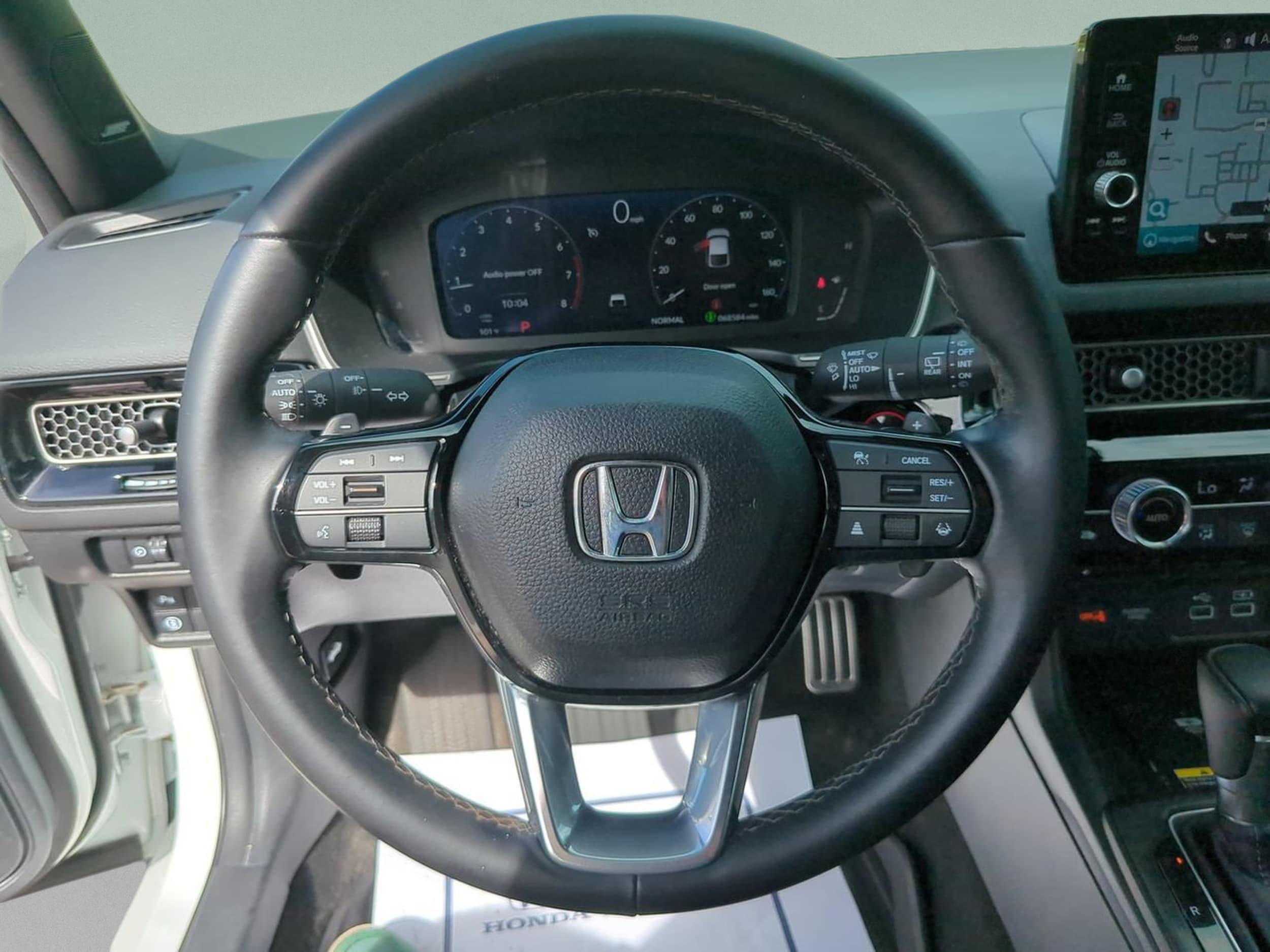 2023 Honda Civic Hatchback Sport Touring - Photo 9