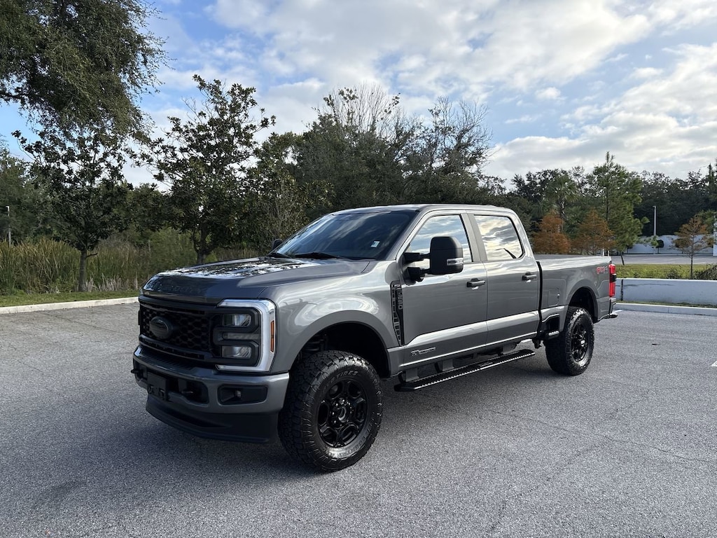 Used 2024 Ford F-250  Truck Crew Cab
