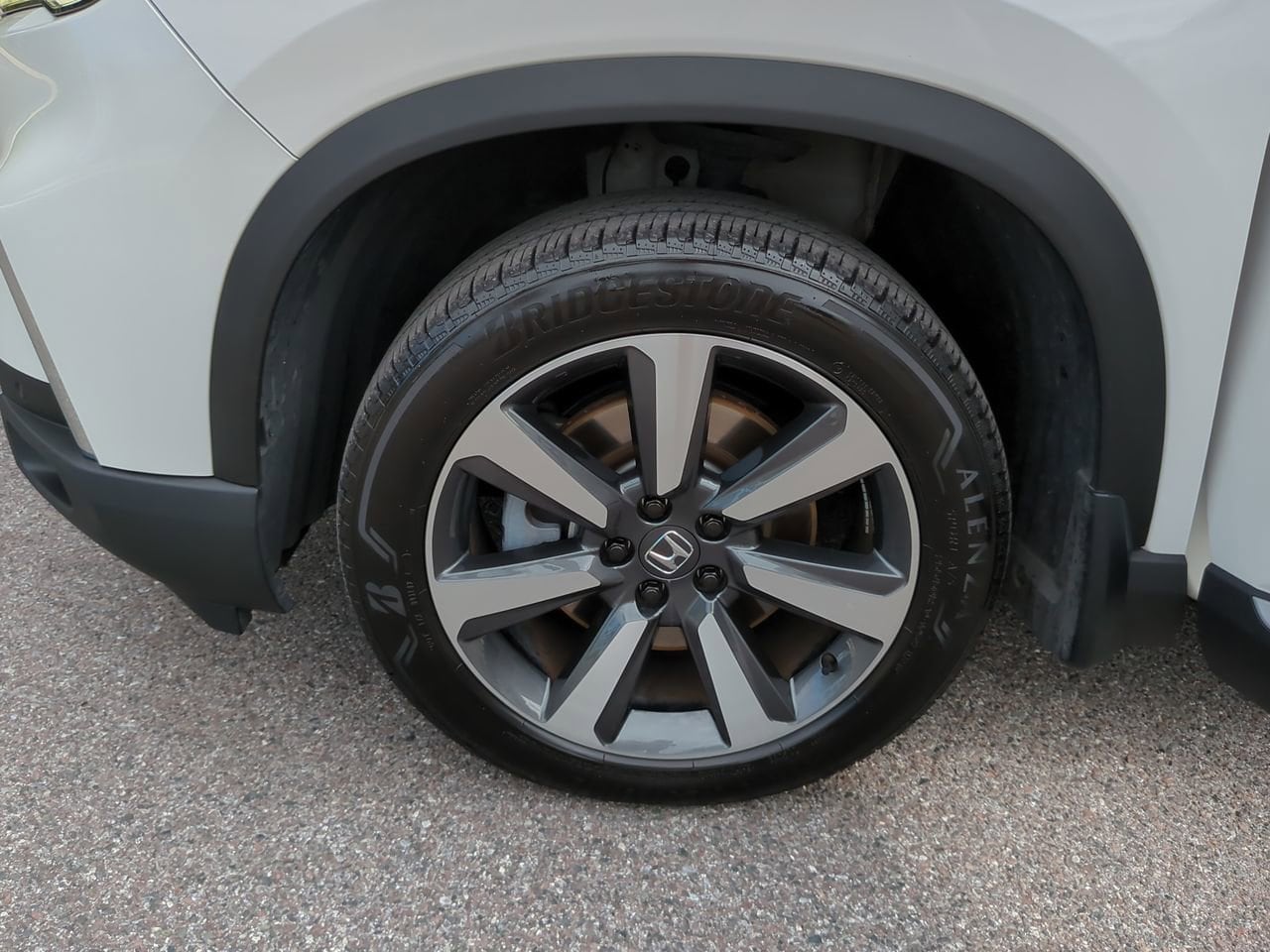 2024 Honda Pilot Elite - Photo 25