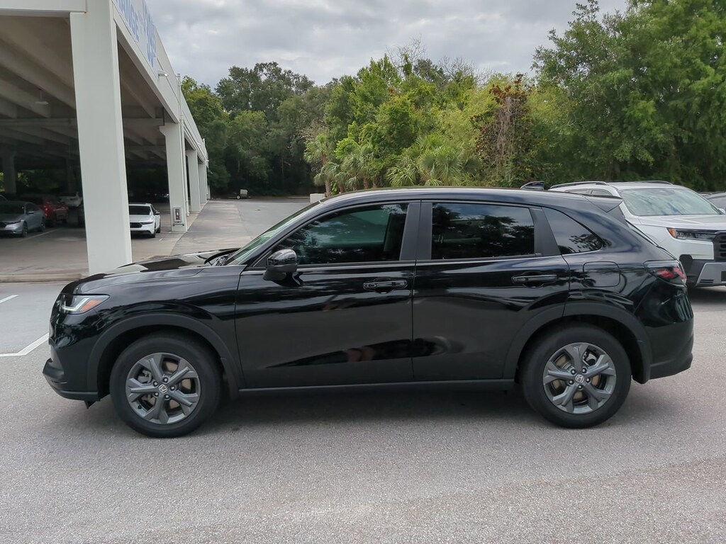 New 2027 Honda HR-V LX SUV