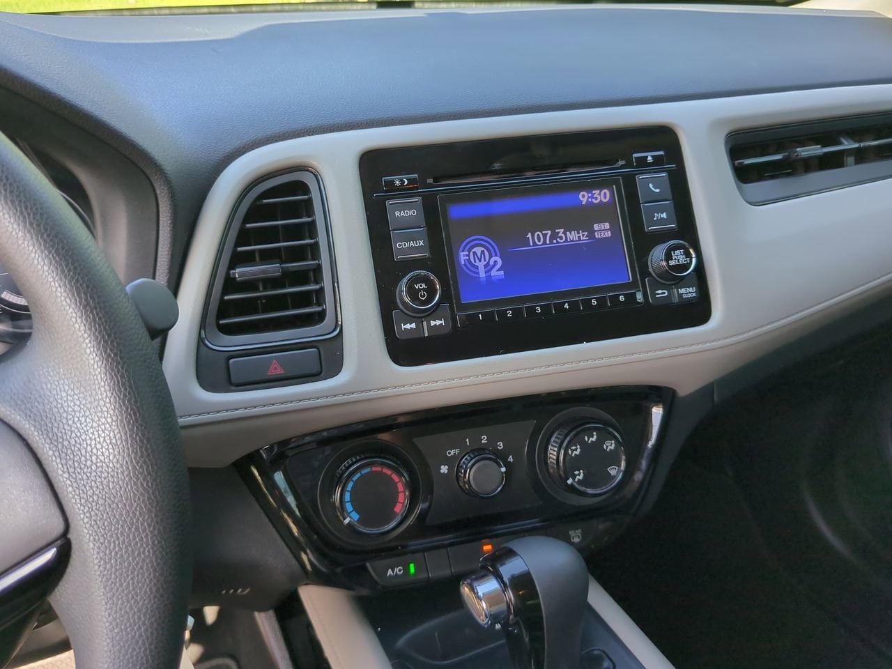 2017 Honda HR-V LX - Photo 13