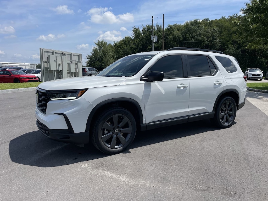 New 2025 Honda Pilot Sport SUV