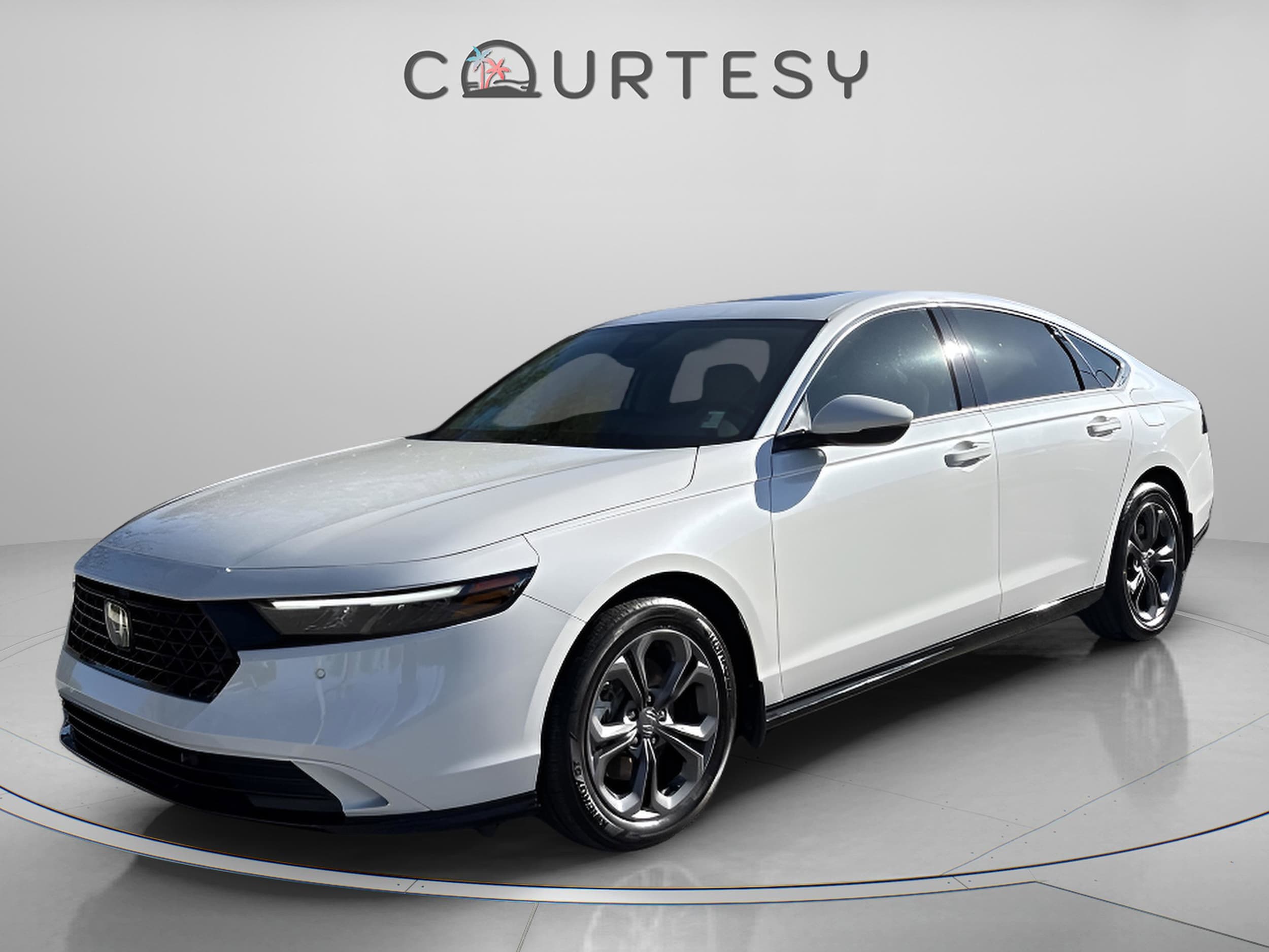 2025 Honda Accord Hybrid EX-L's photo