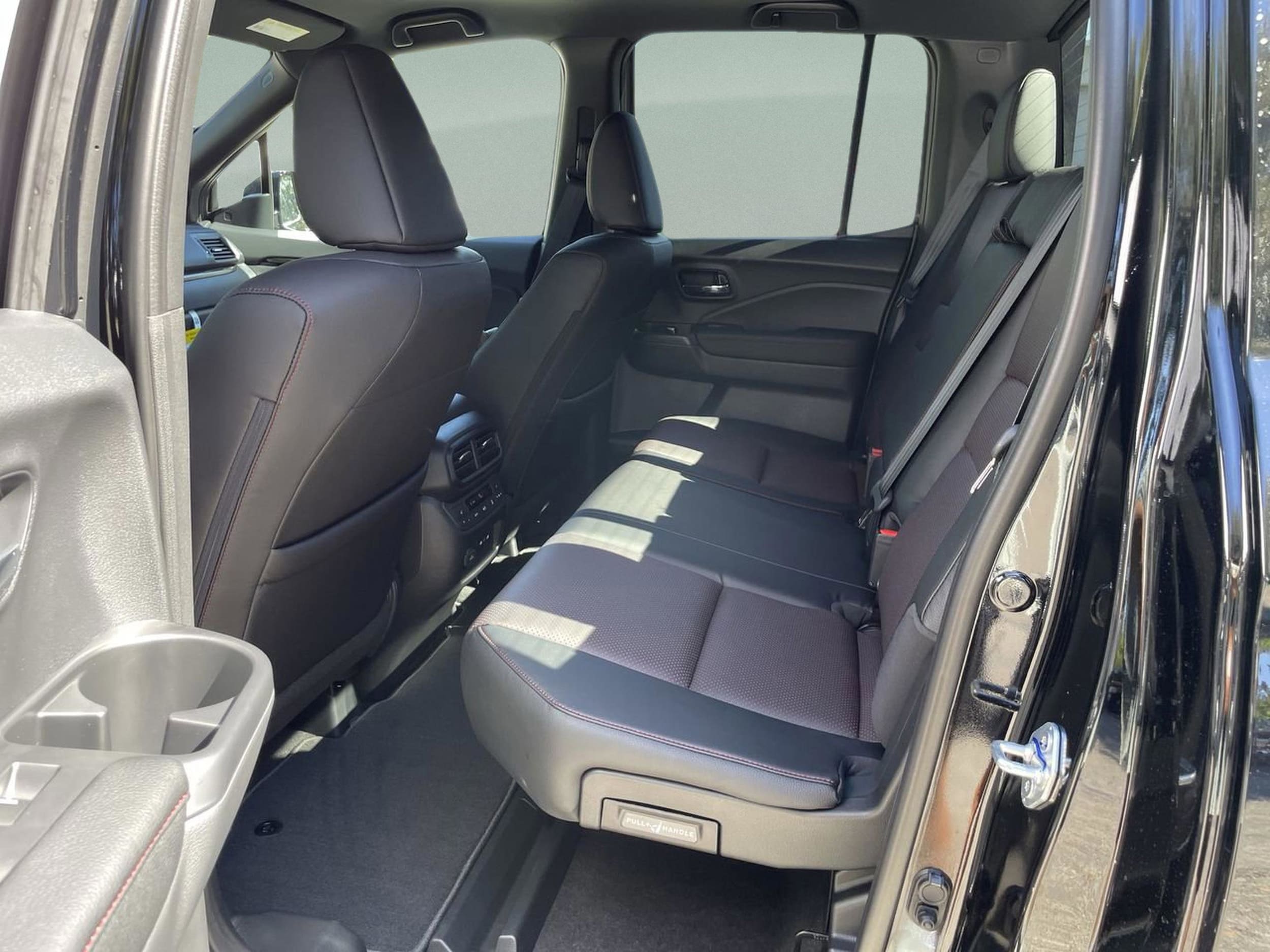 2026 Honda Ridgeline Black Edition - Photo 17