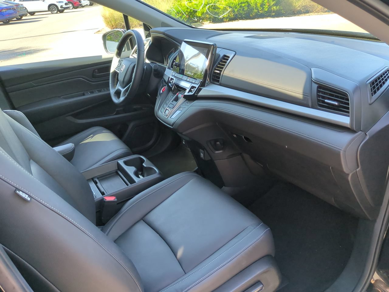 2024 Honda Odyssey EX-L - Photo 20